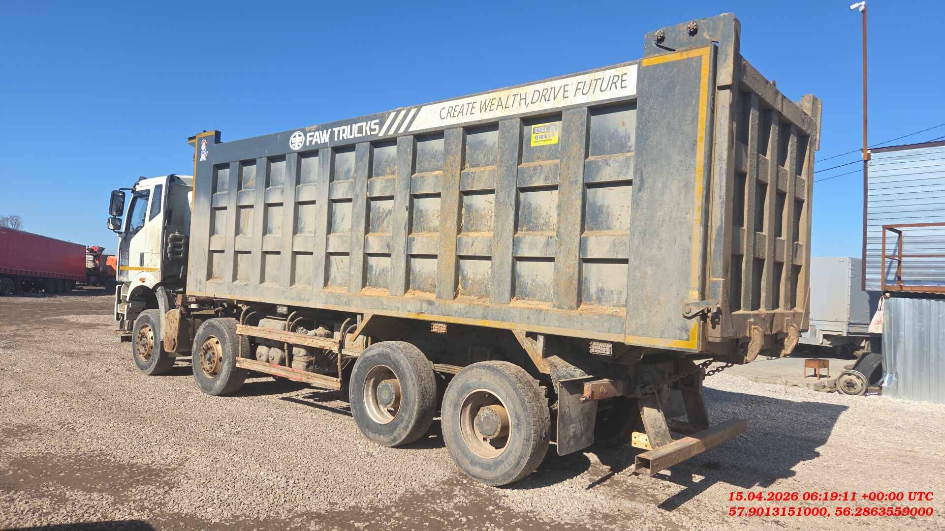 FAW CA3310P66K24T4E5 8х4,  217 756 км, 2023 года в лизинг