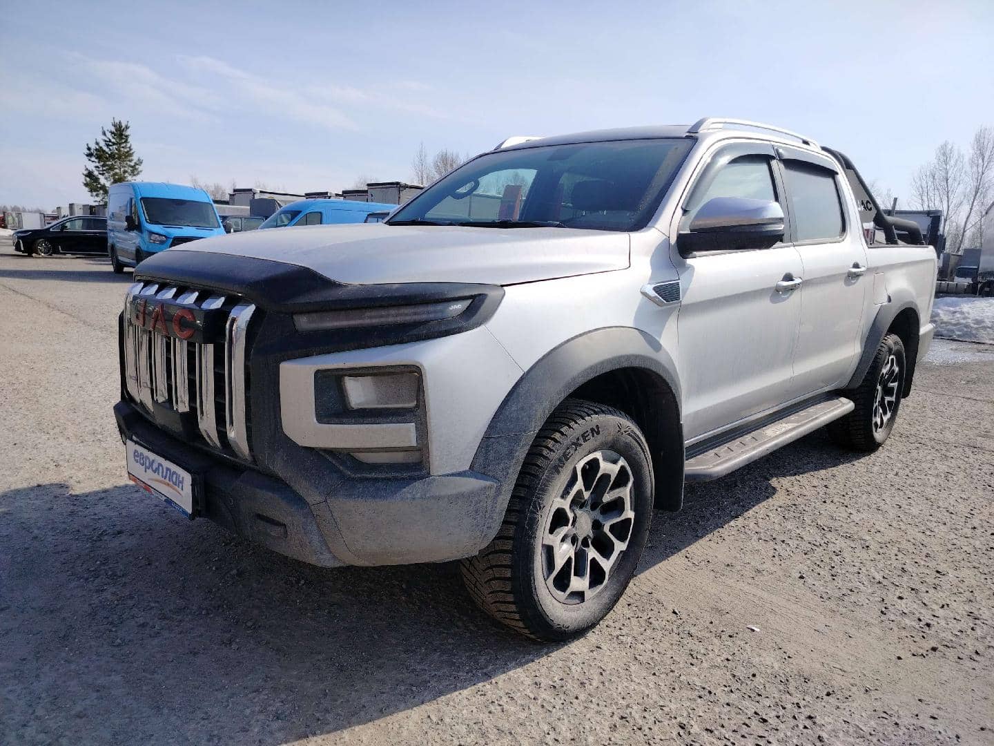 JAC T9