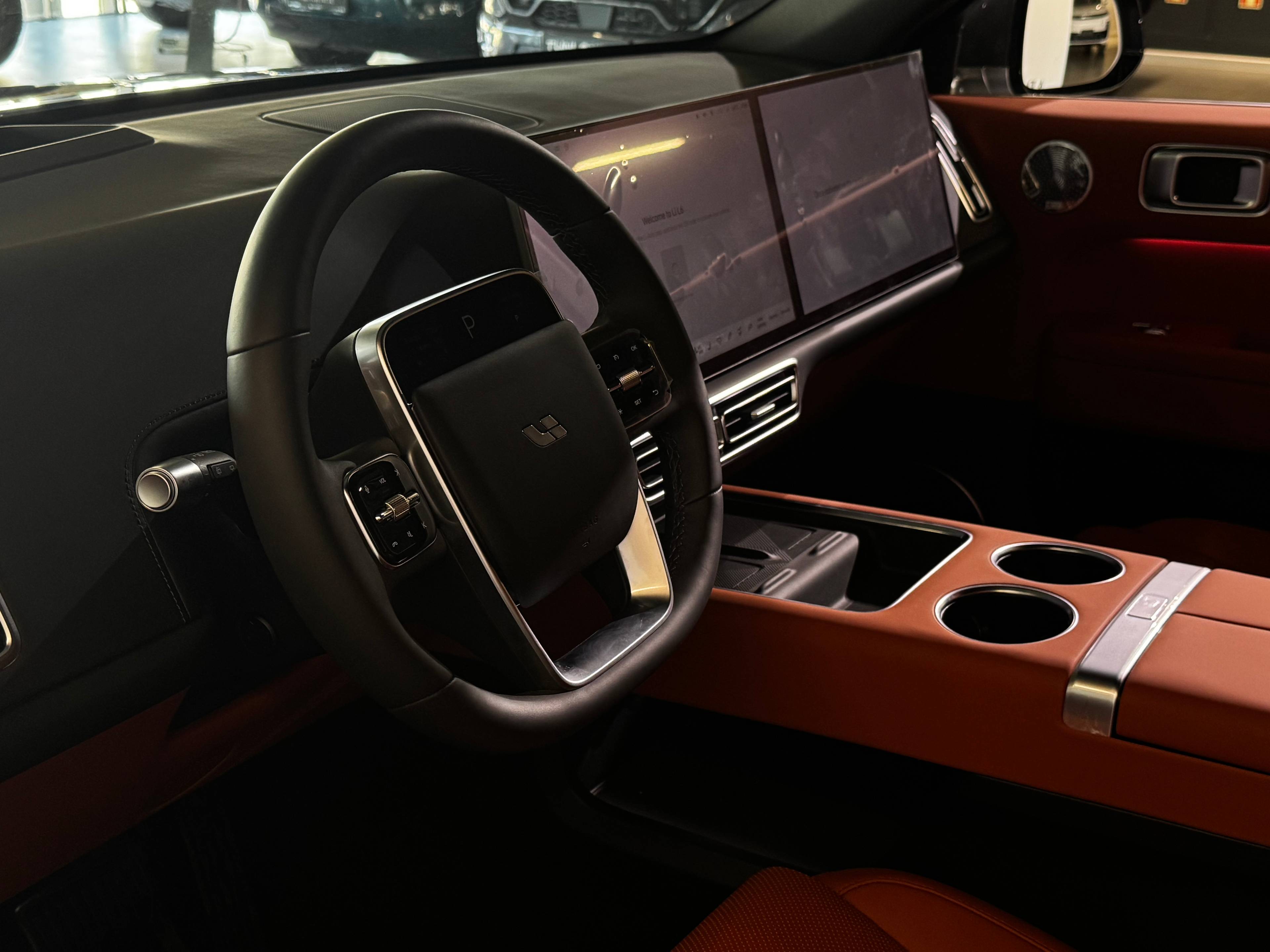 Lixiang Л6 (L6) Про (Pro)