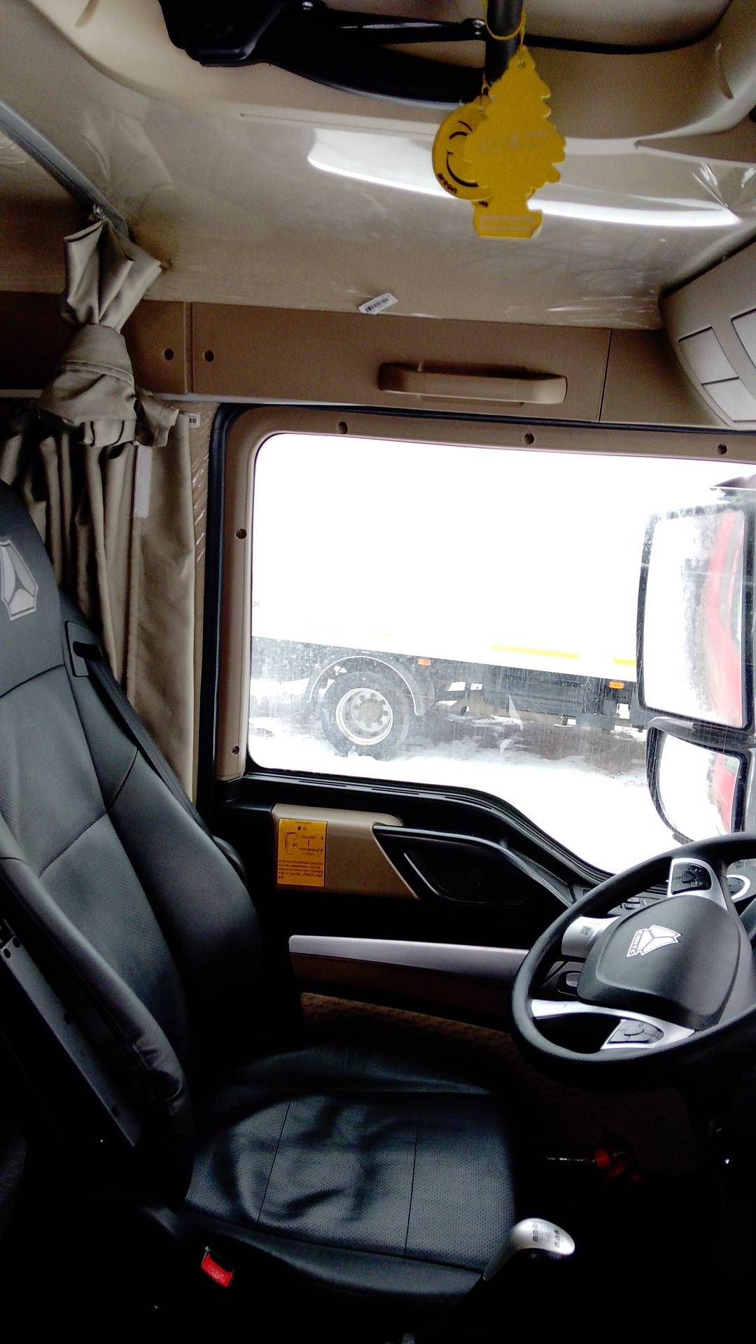 HOWO ZZ3257V384GE1 6x4,  66 510 км, 2024 года в лизинг