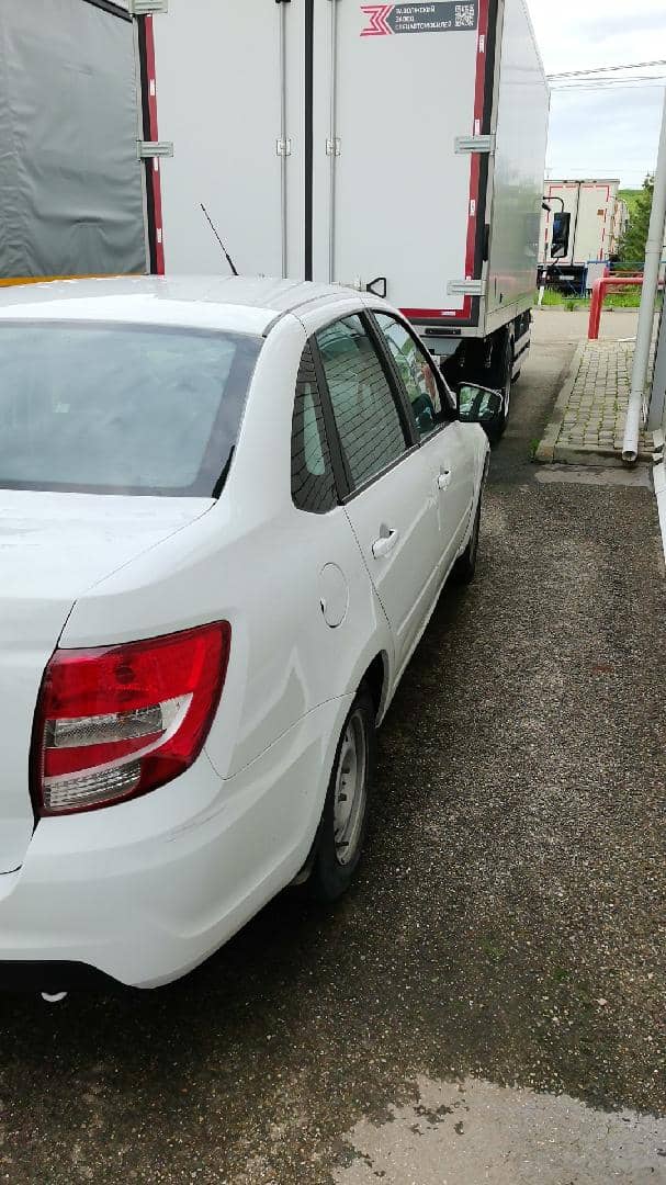 Lada Granta седан,  165 206 км, 2023 года в лизинг