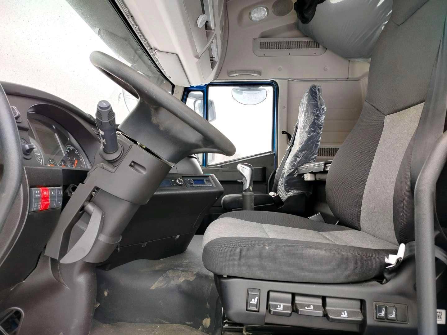 HONGYAN CQ4187HD12381T LNG,  54 620 км, 2023 года в лизинг