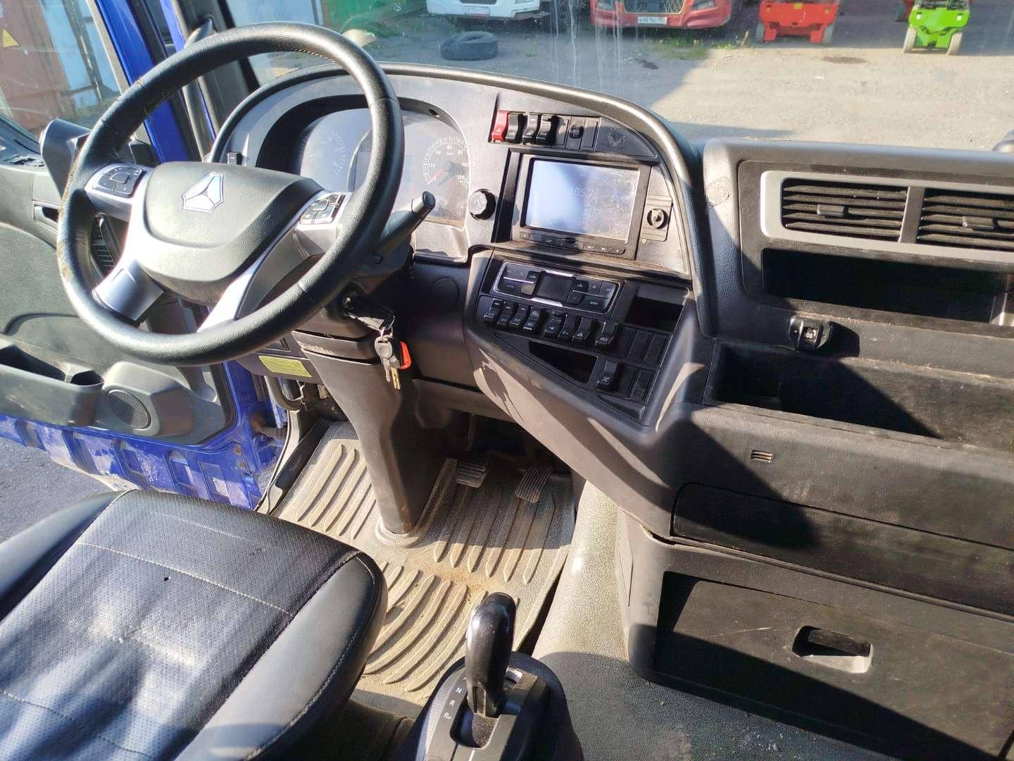 Sitrak C7H 4x2 ZZ4186V361HE,  740 414 км, 2023 года в лизинг