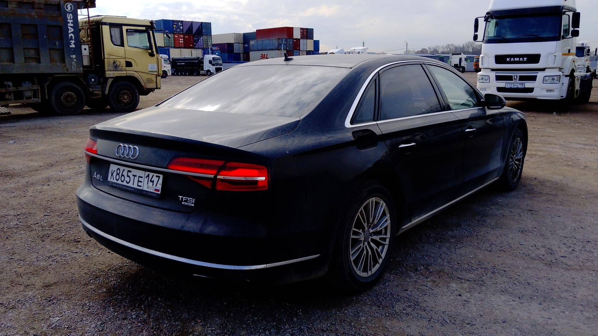 Audi A8 L,  349 900 км, 2015 года в лизинг