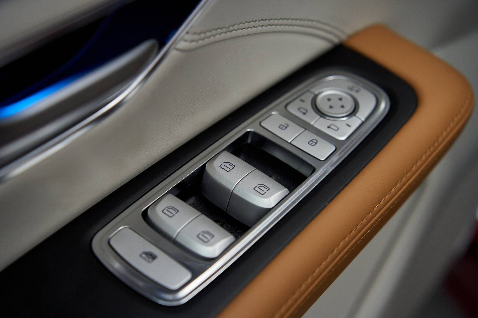 Jetour X70 Plus 1.6TGDI-7DCT Luxury