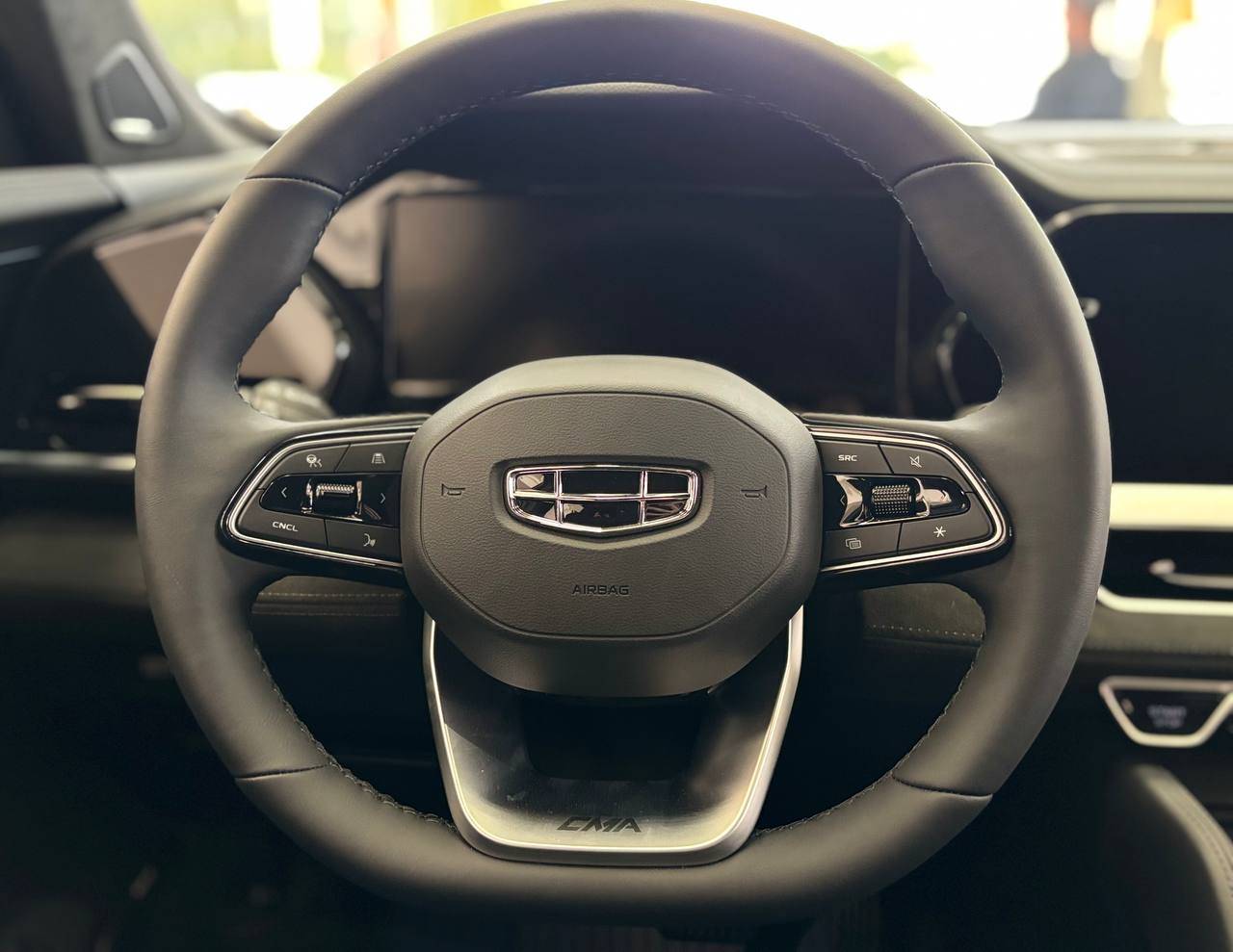 Geely Monjaro Flagship 2.0T (238 hp) 8AT 4WD