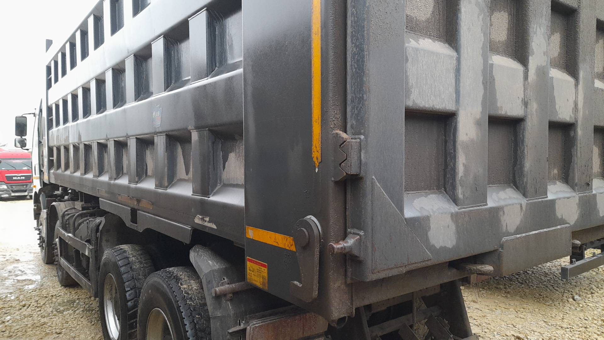 FAW CA3310P66K24T4E5 8х4,  116 809 км, 2023 года в лизинг