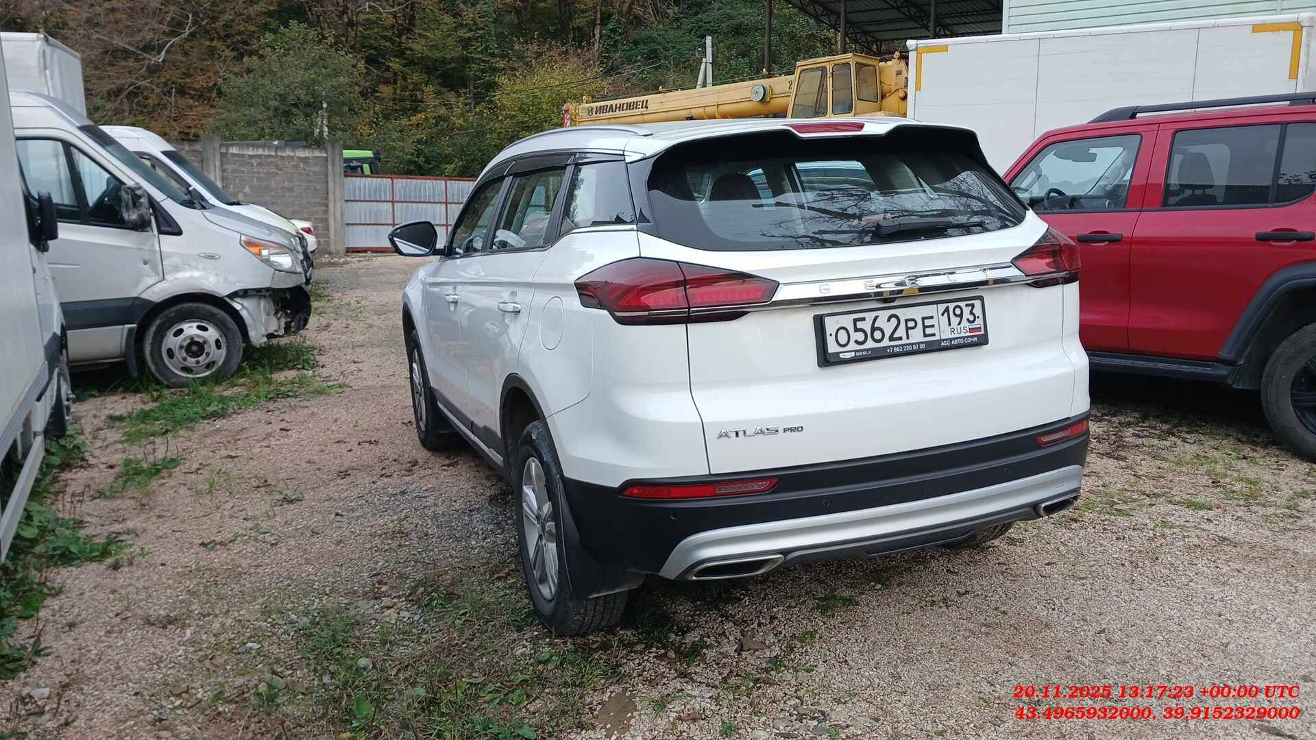 Geely Atlas Pro,  100 611 км, 2024 года в лизинг