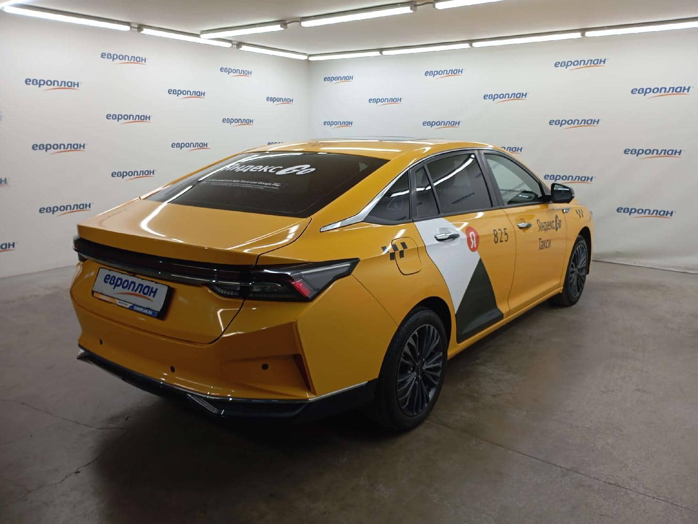 DongFeng Shine Max,  94 708 км, 2023 года в лизинг