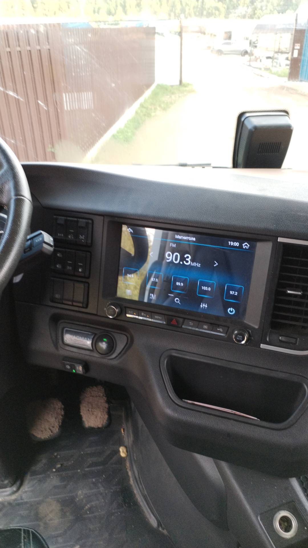 Shacman SX4188YY381,  335 250 км, 2023 года в лизинг