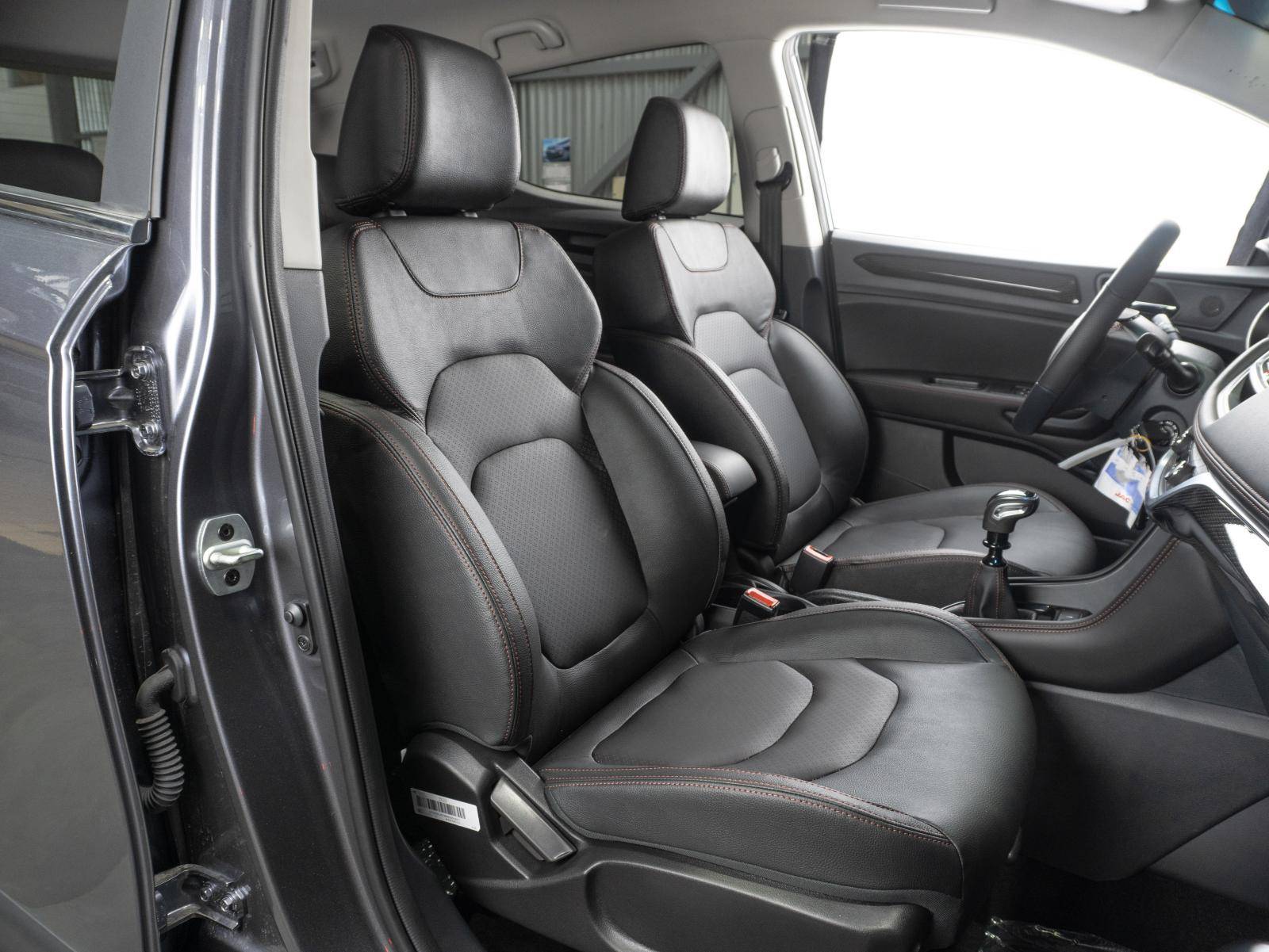 JAC JS3 Luxury 1.6 MT