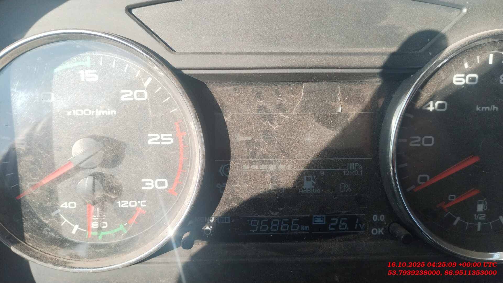 FAW CA3310P66K24T4E5 8x4,  96 800 км, 2024 года в лизинг