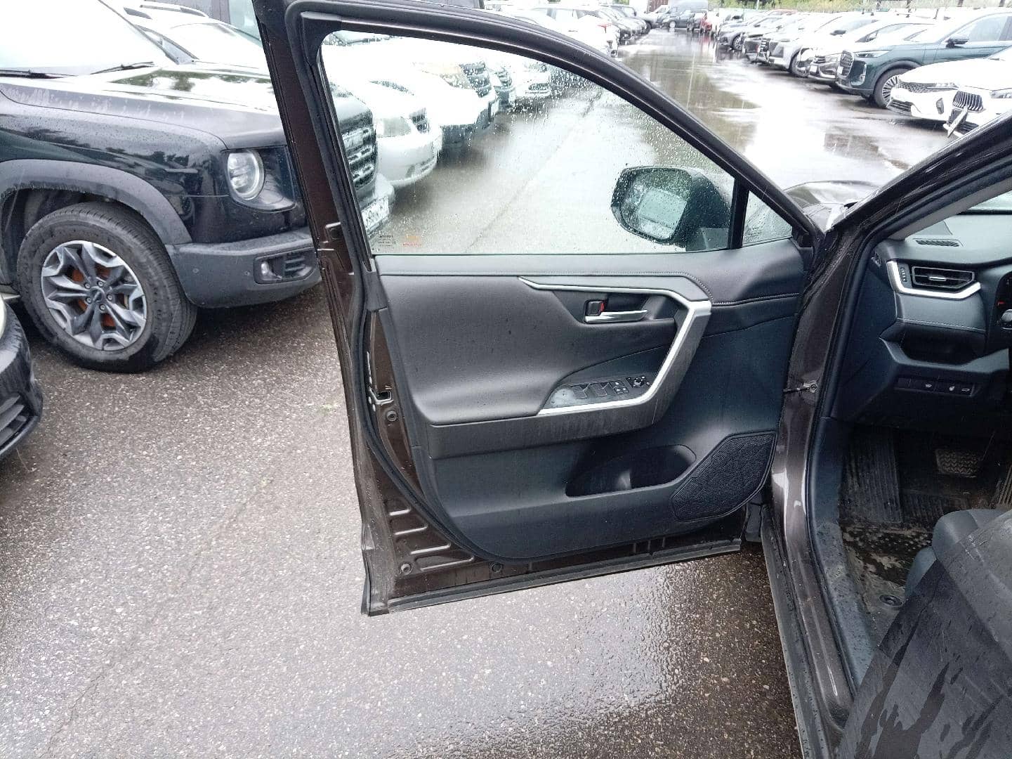 Toyota RAV4,  131 381 км, 2020 года в лизинг
