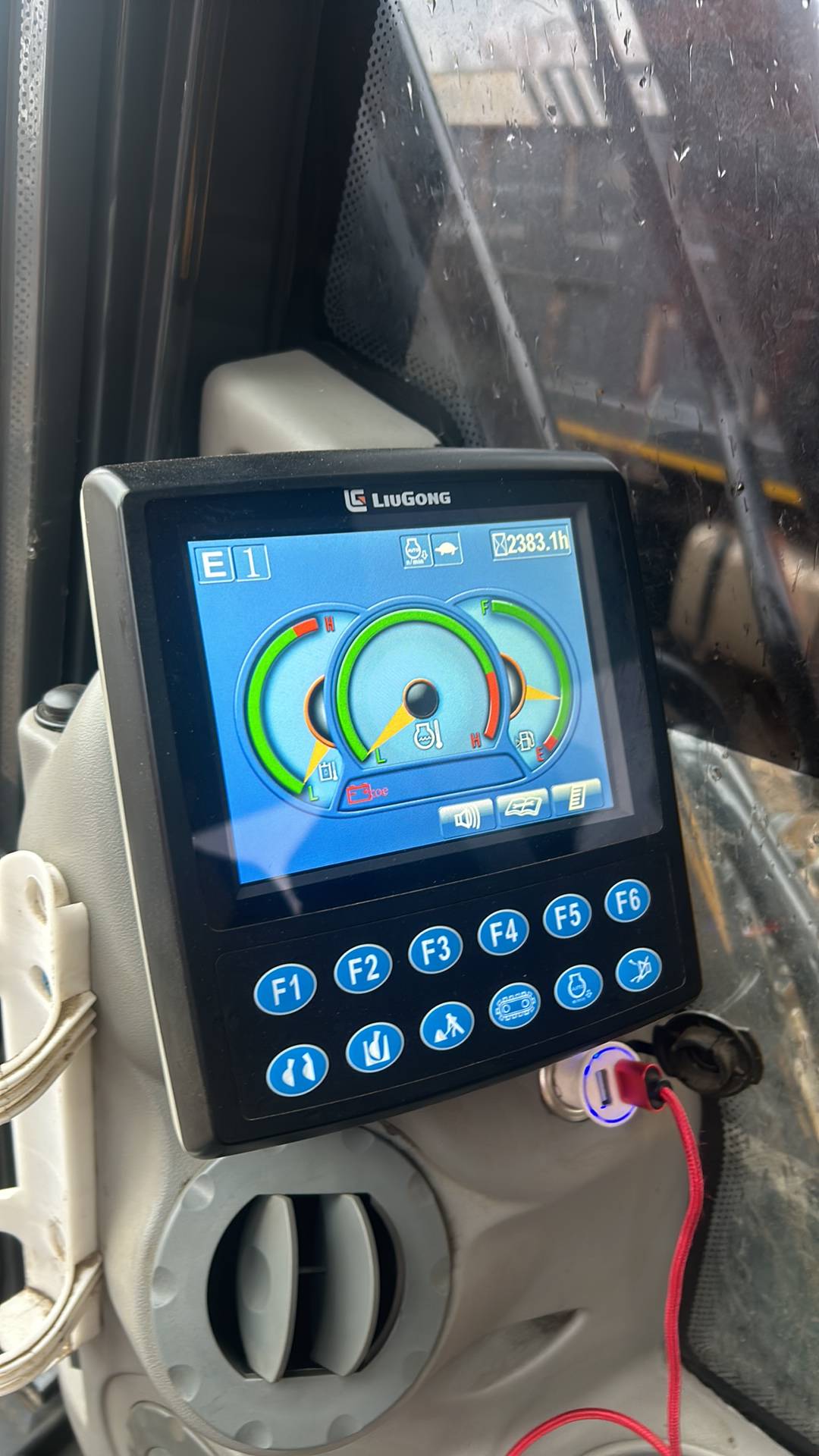 LiuGong CLG933E, 2022 года