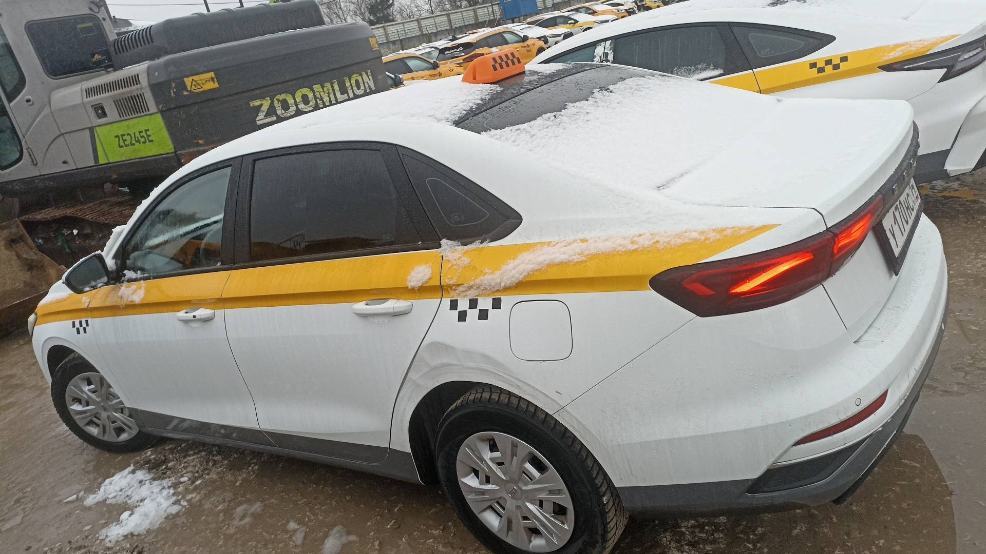 Geely Emgrand,  119 115 км, 2024 года в лизинг