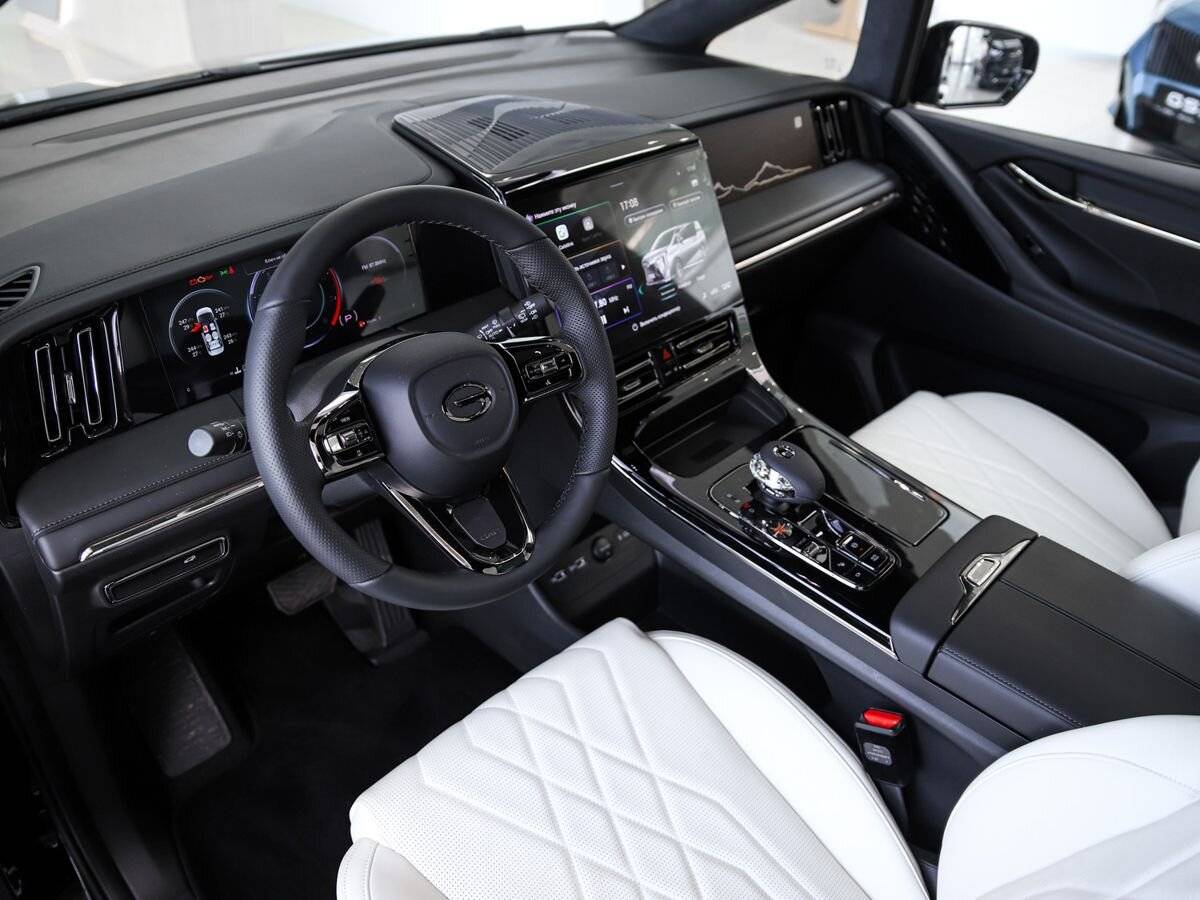 GAC M8 Lounge 2.0T GDI 8AT