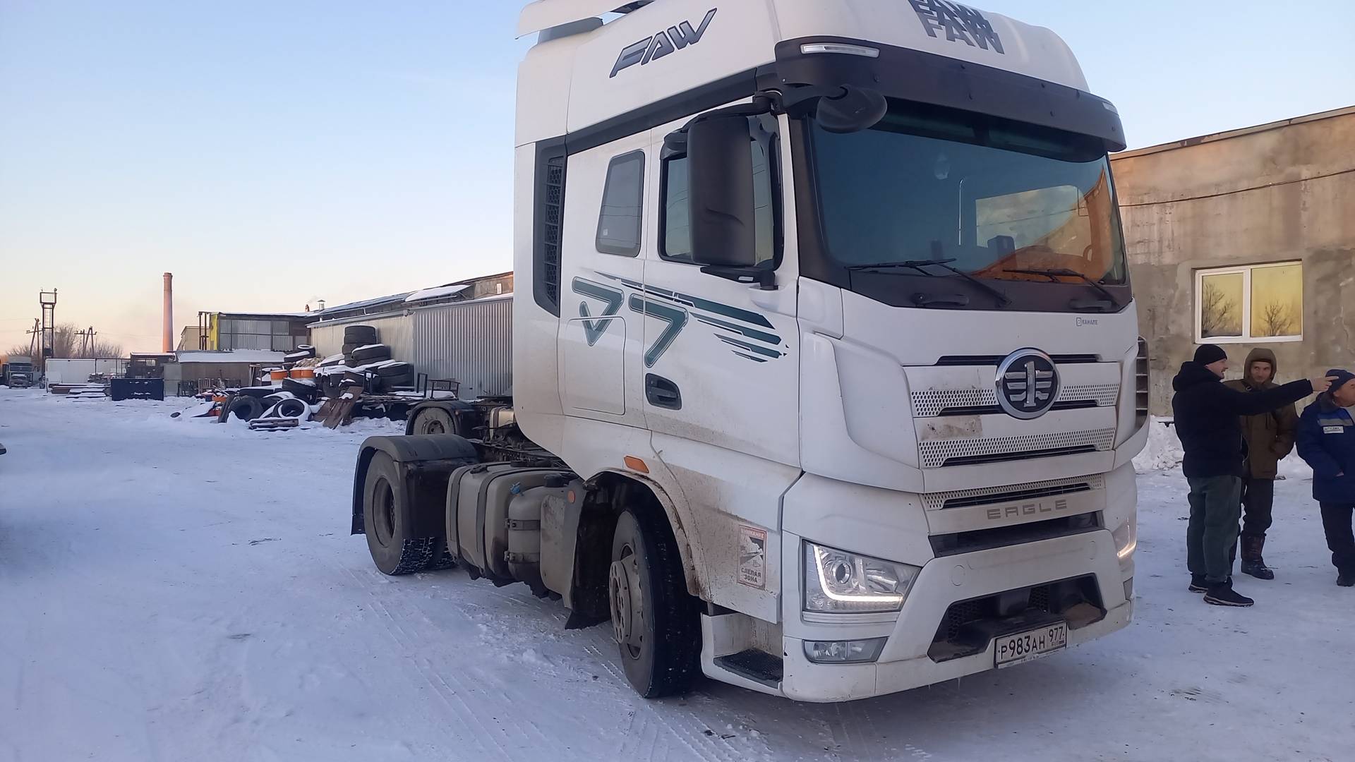 FAW CA4180P77K25E5 4x2