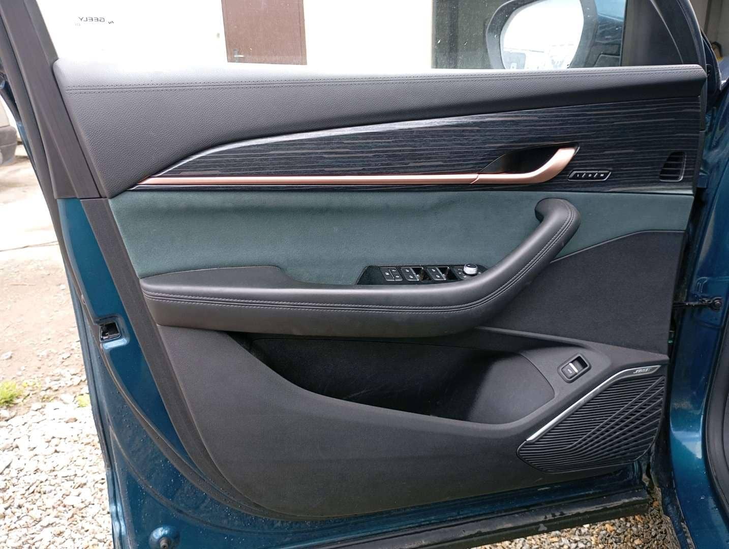 Geely Monjaro,  90 969 км, 2024 года в лизинг