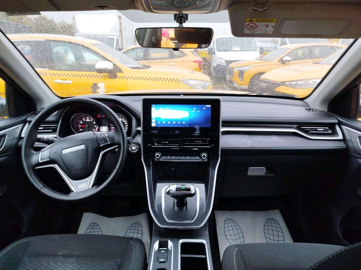 Haval M6,  189 343 км, 2023 года в лизинг