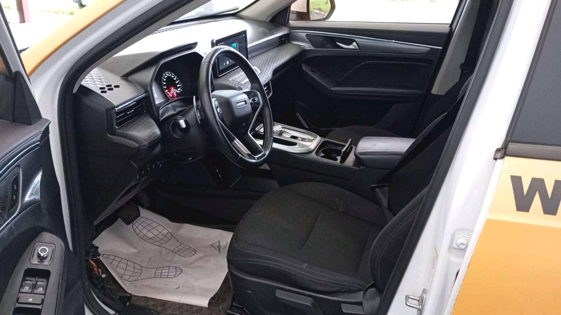 Haval Jolion,  184 405 км, 2023 года в лизинг