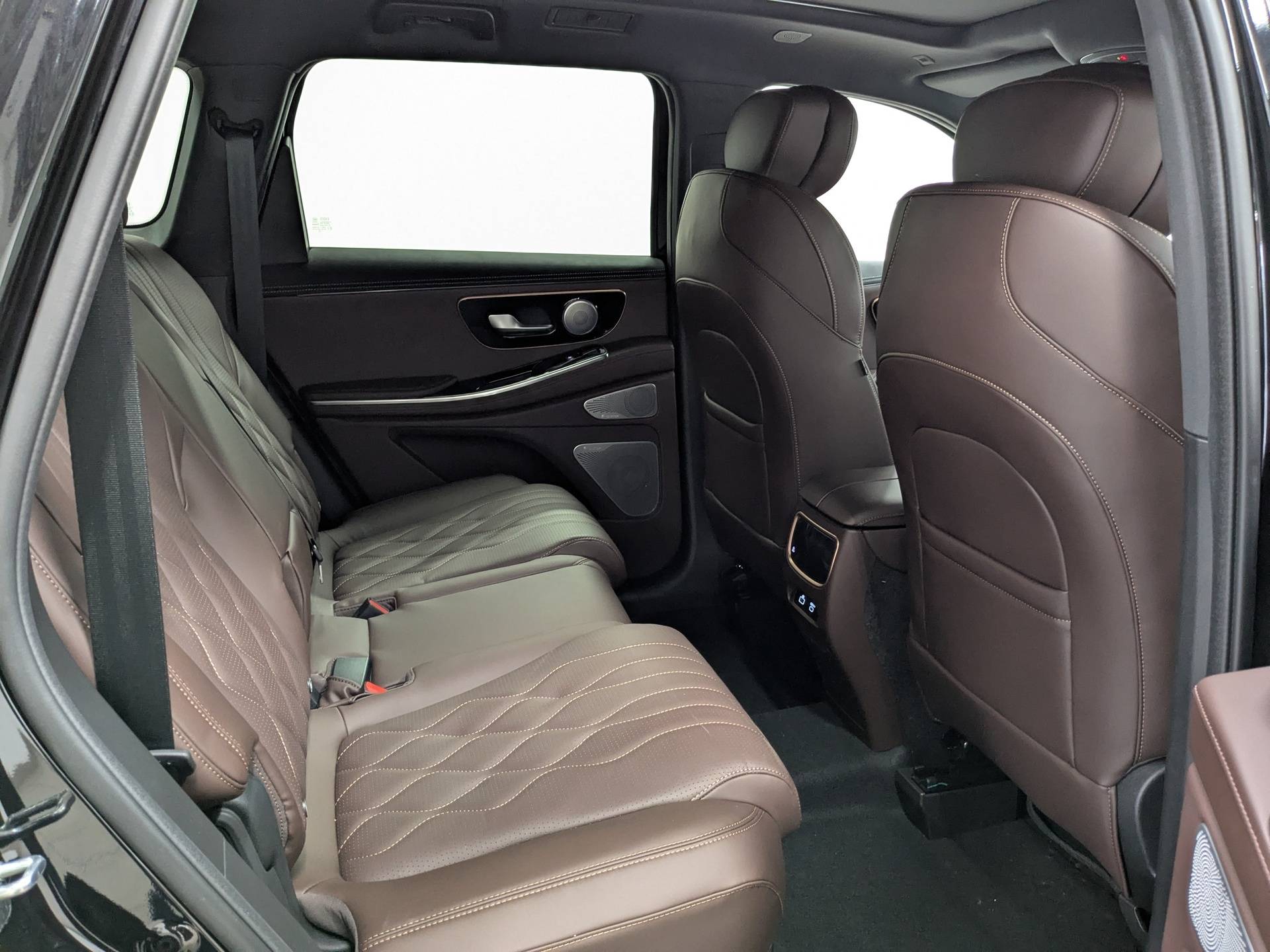 EXEED VX President 7 мест 2.0T 8AT 4WD