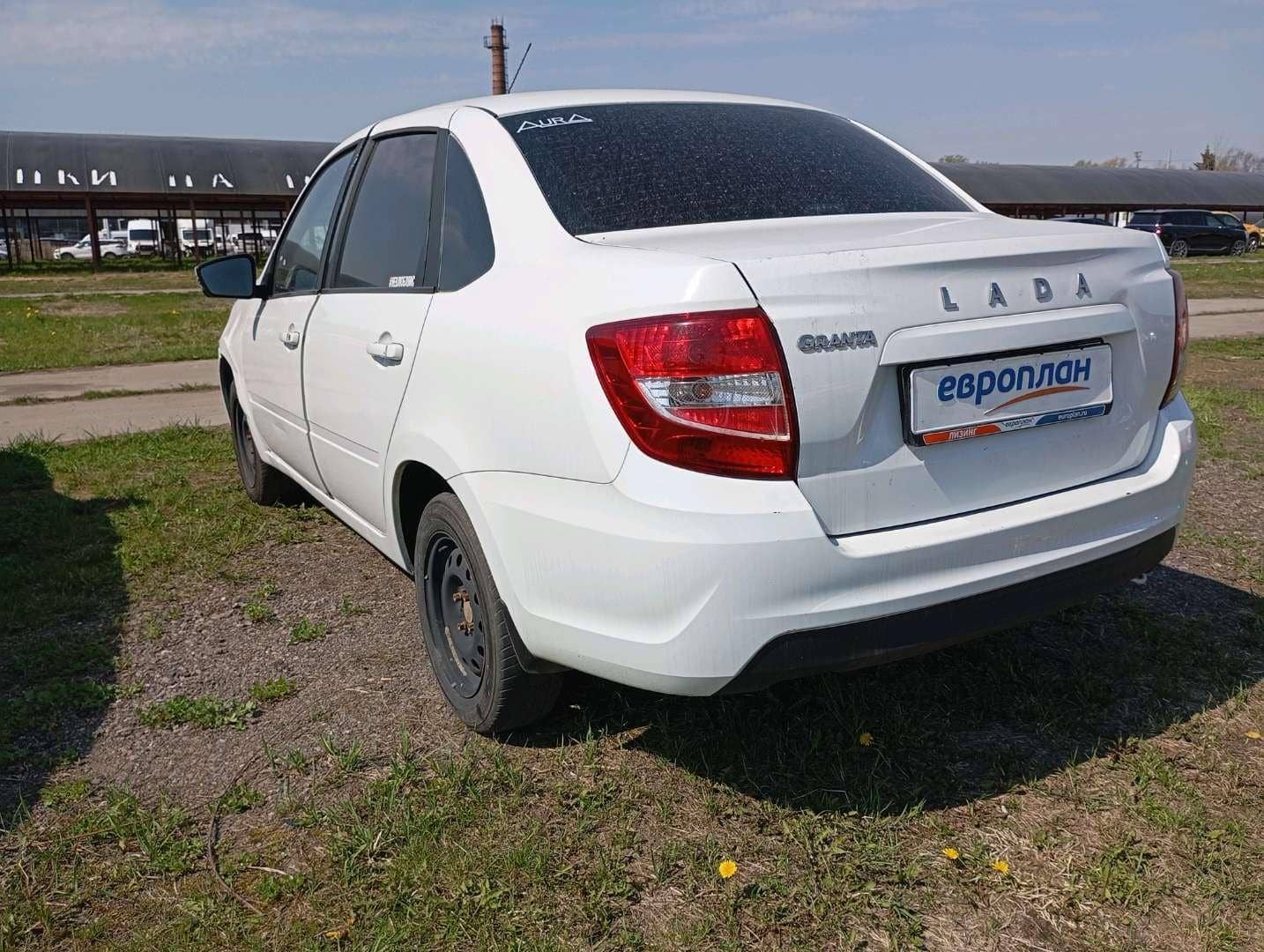 Lada Granta седан,  129 817 км, 2023 года в лизинг