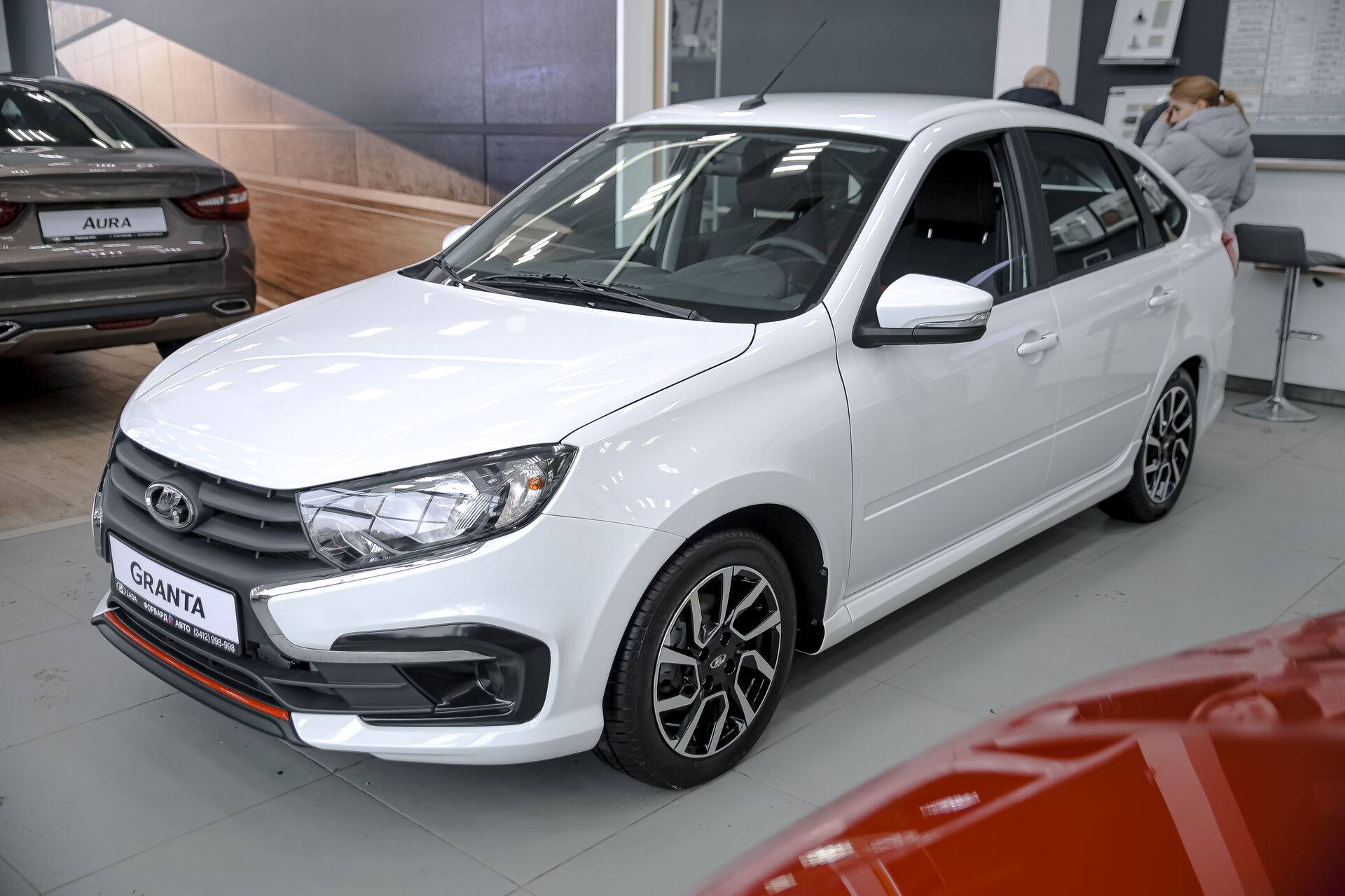 Lada Granta Sportline седан Comfort 24 1.6 106hp 5MT