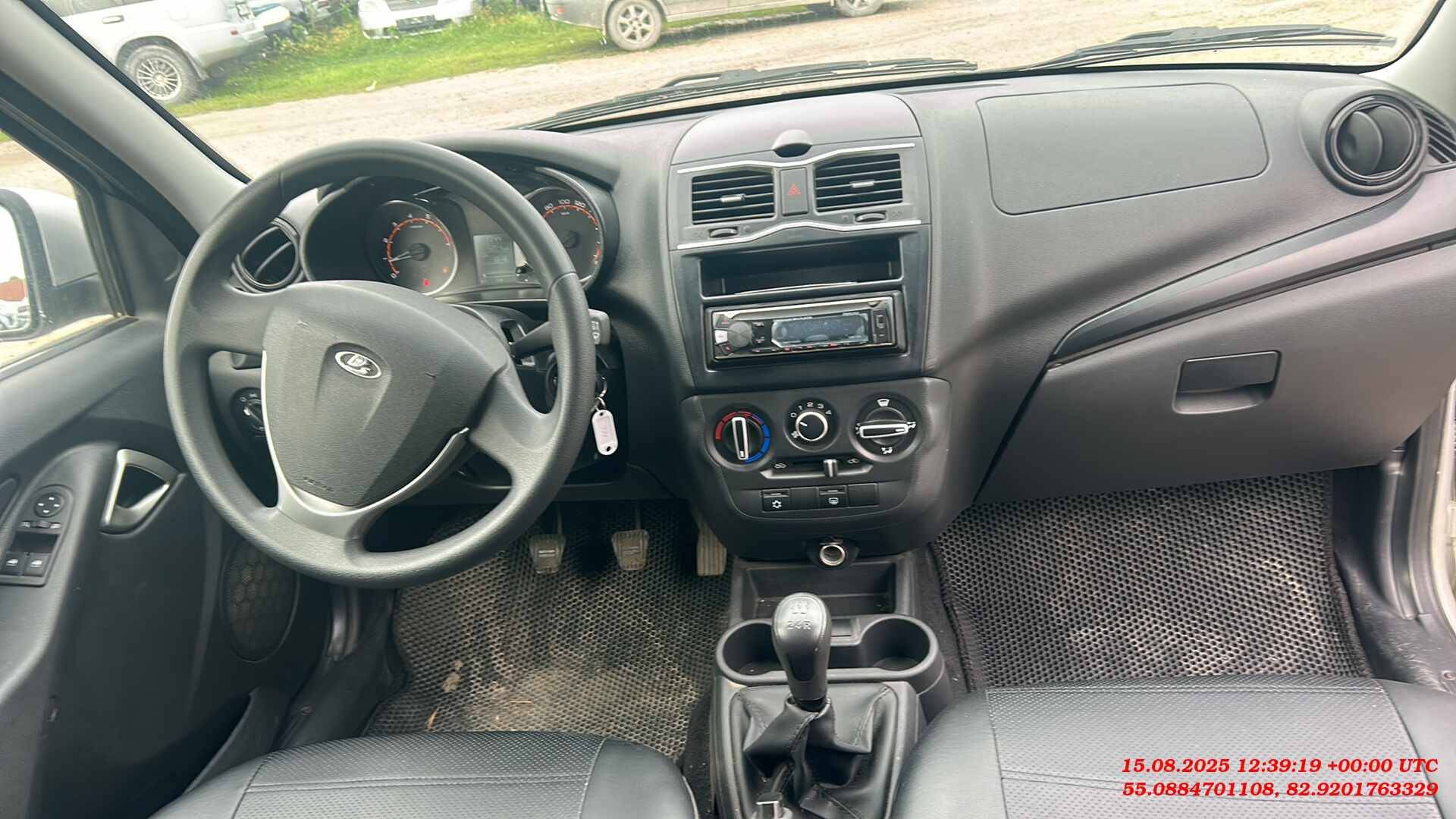 Lada Granta лифтбек,  5 517 км, 2024 года в лизинг