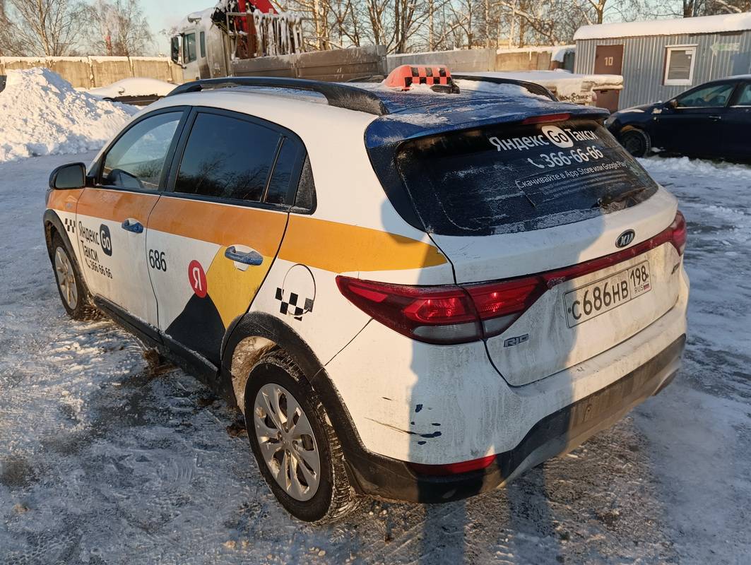 KIA Rio X-Line,  251 112 км, 2019 года в лизинг