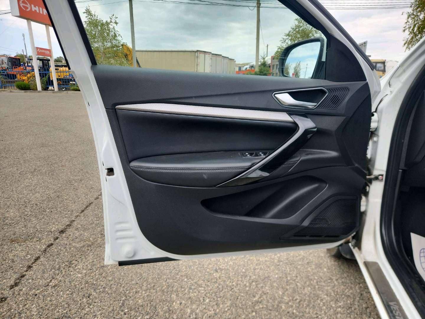 Lada Vesta седан,  66 423 км, 2023 года в лизинг