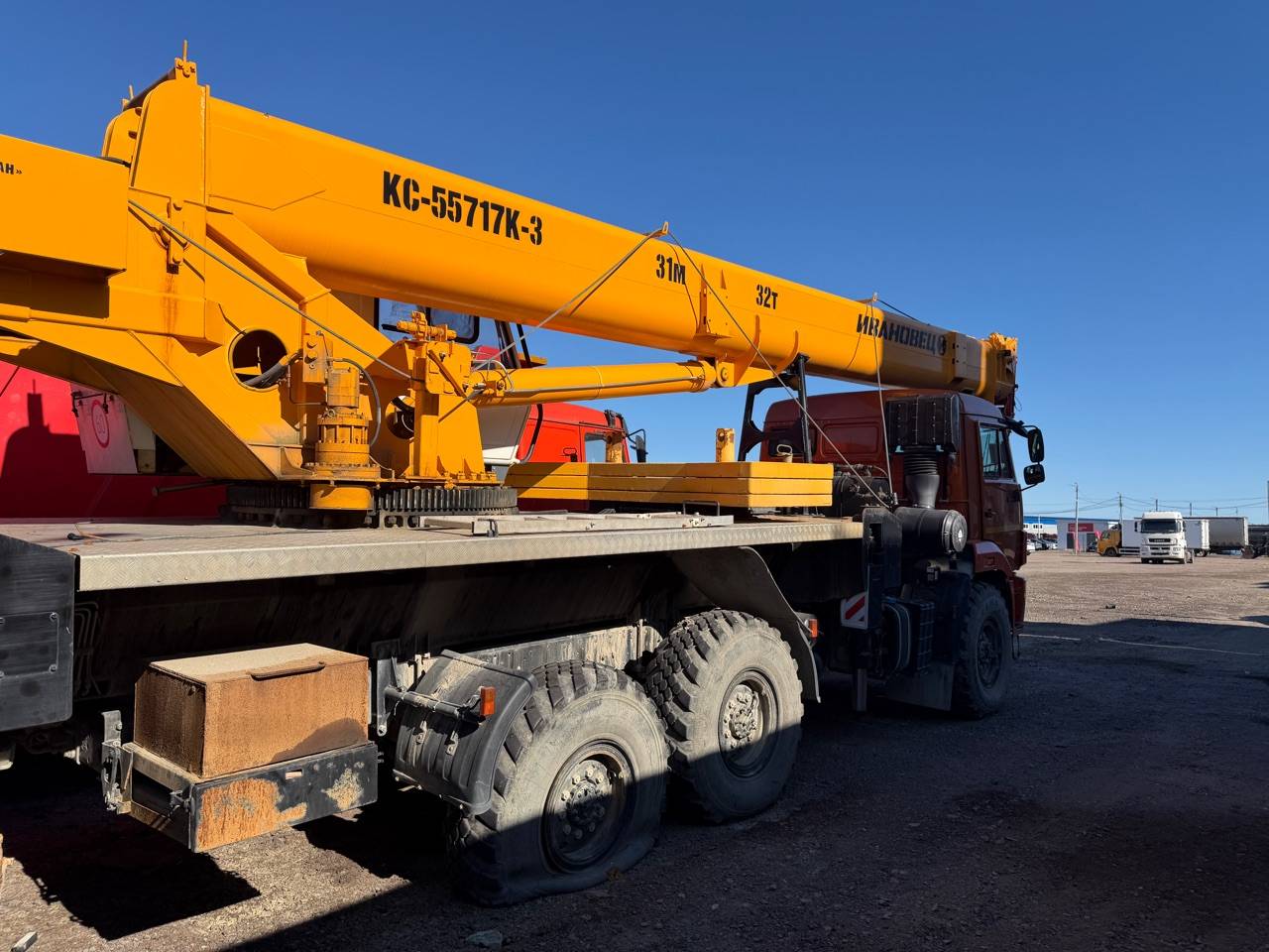 Ивановец КС-55717К-3T КАМАЗ-43118 (6x6) г/п 32т. вылет 29(38)м,  1 400 км, 2023 года в лизинг
