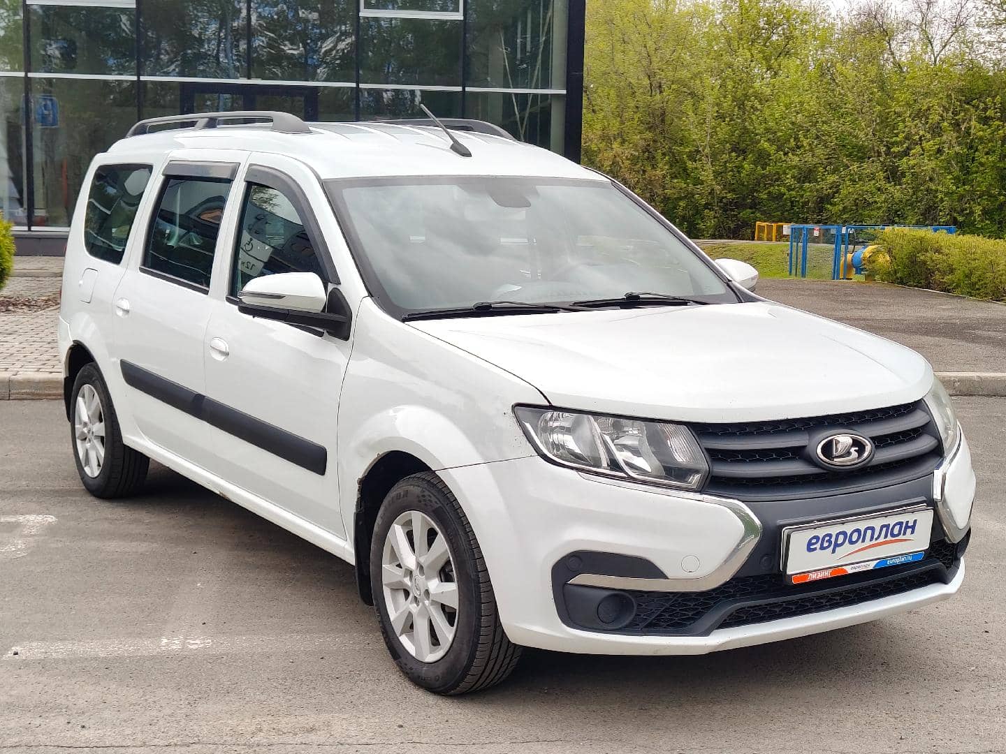 Lada Largus универсал,  252 020 км, 2022 года в лизинг