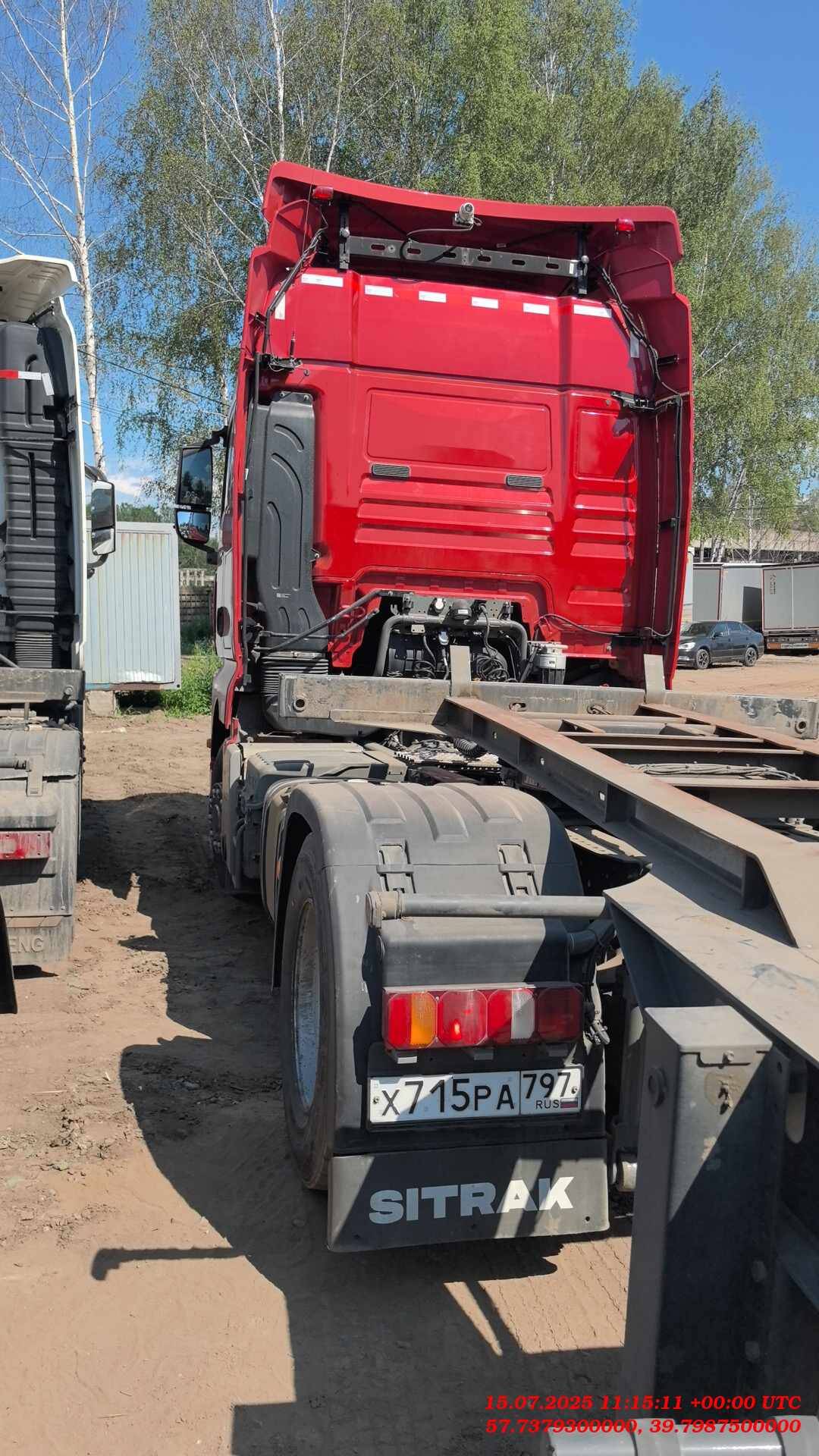 Sitrak С7Н MAX 6×4 ZZ4256V364HE,  156 221 км, 2023 года в лизинг