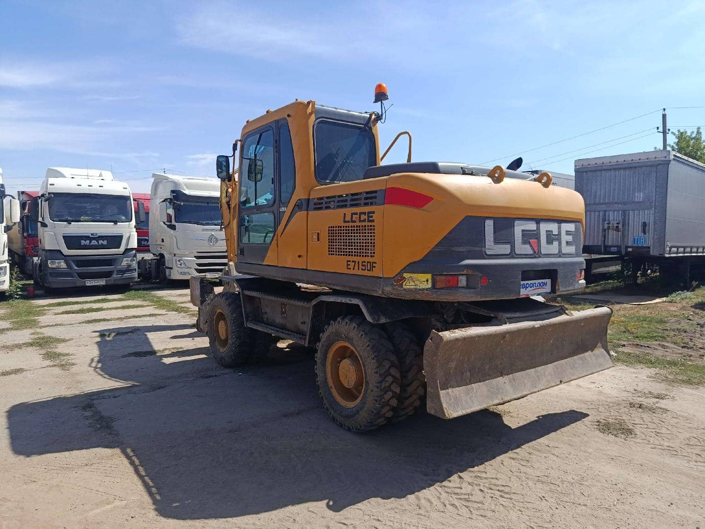 SDLG/LGCE E7150F, 2023 года в лизинг