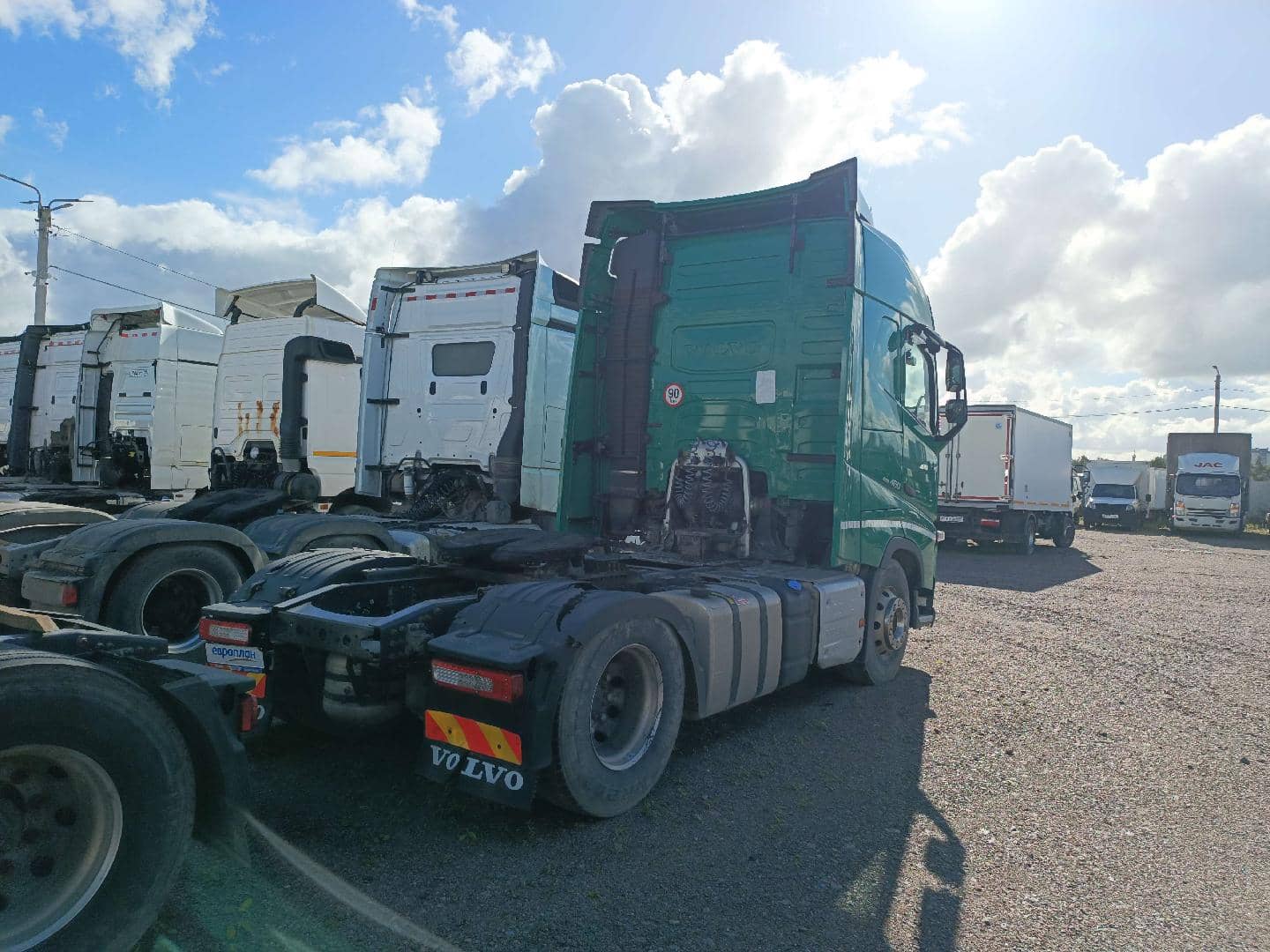 Volvo FH 460 4x2 (FH Globetrotter),  460 477 км, 2020 года в лизинг