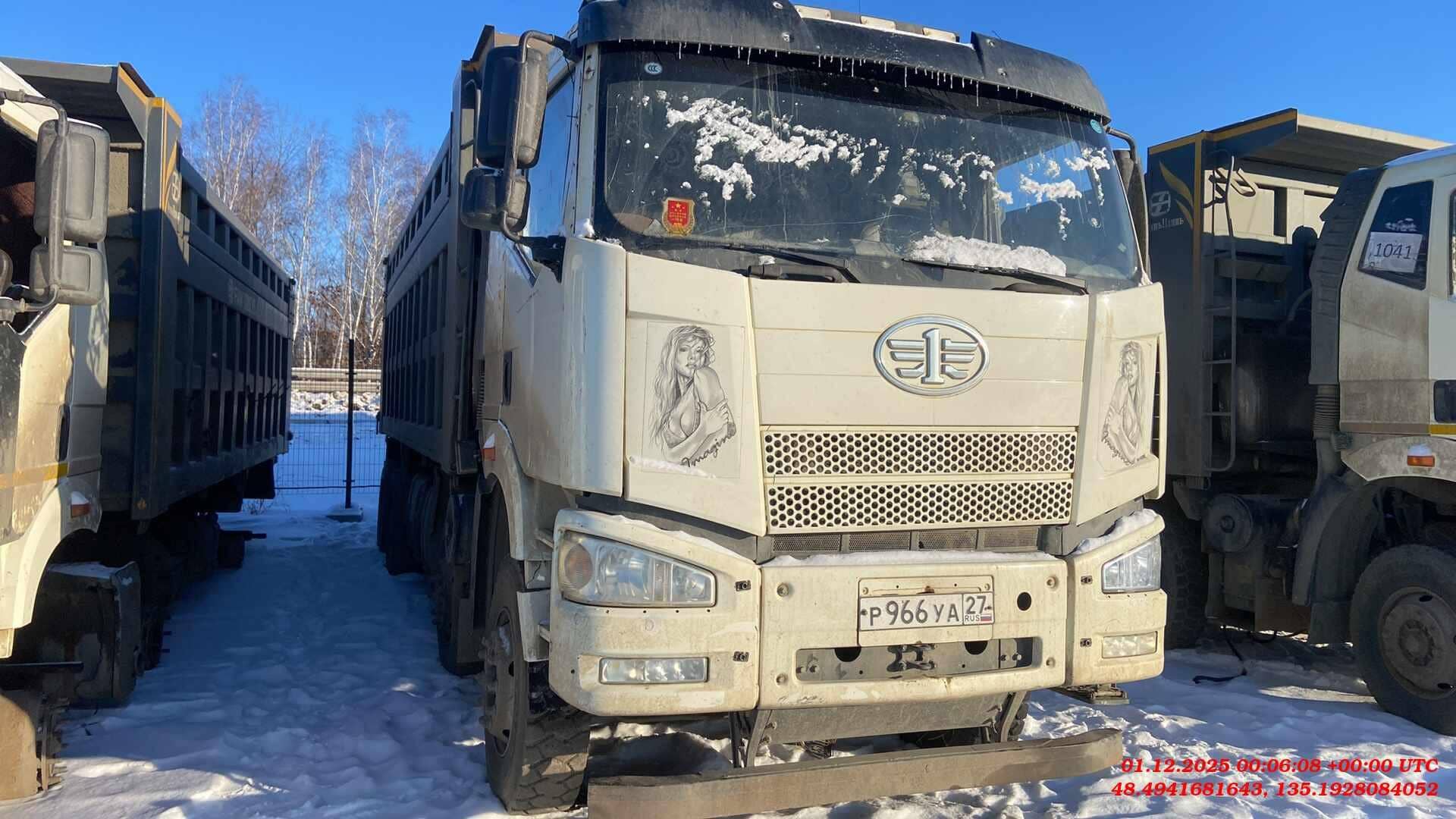 FAW CA3310P66K24T4E5 8х4,  171 836 км, 2022 года