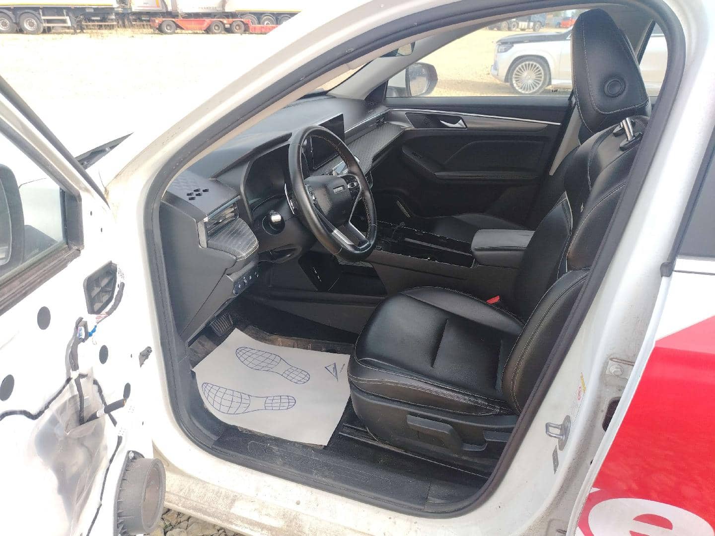 Haval Jolion,  150 000 км, 2023 года в лизинг