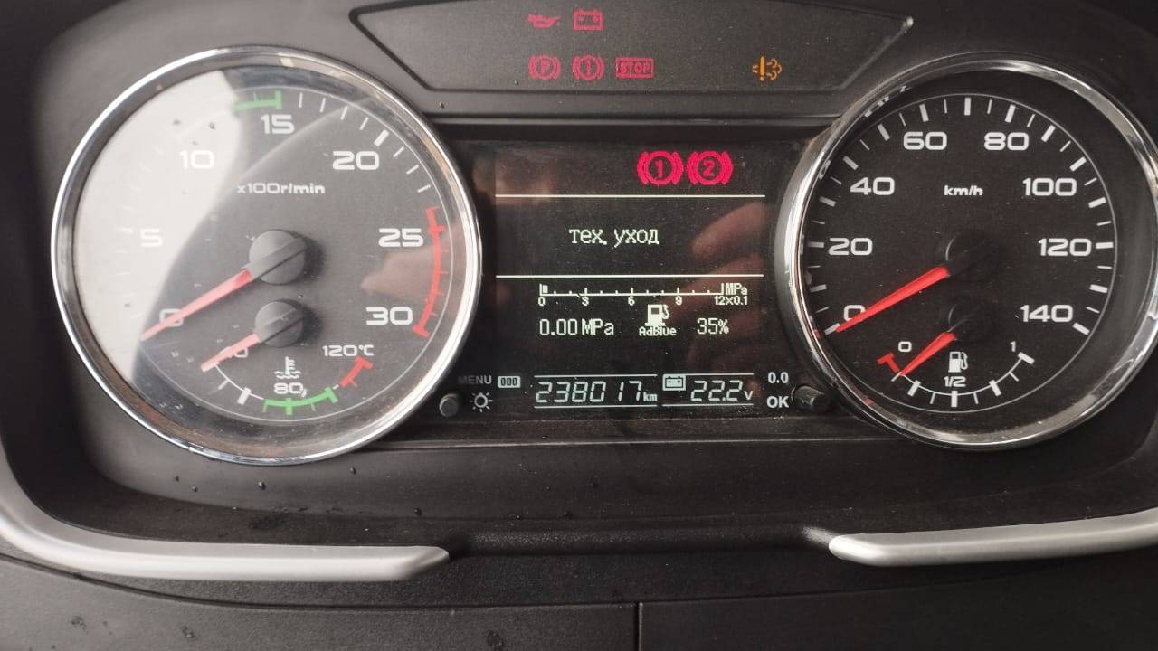 FAW CA3310P66K24T4E5 8х4,  238 017 км, 2022 года в лизинг