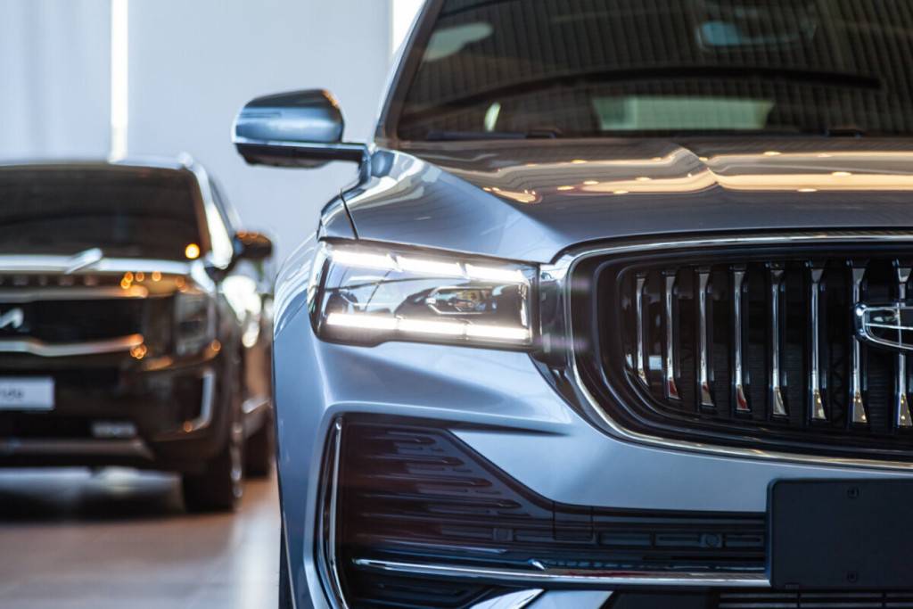 Geely Monjaro Флагман 2.0Т 238 л.с. АТ полный привод