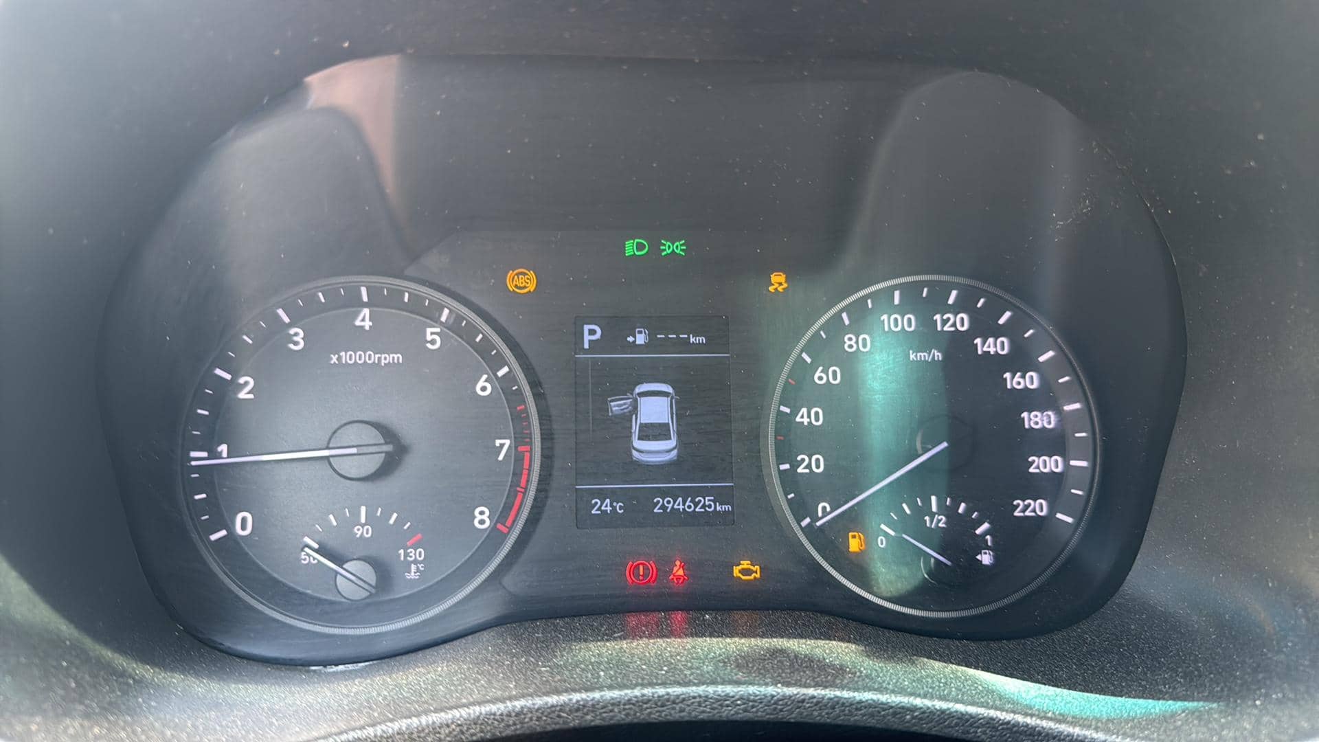 Hyundai Solaris,  294 625 км, 2019 года в лизинг