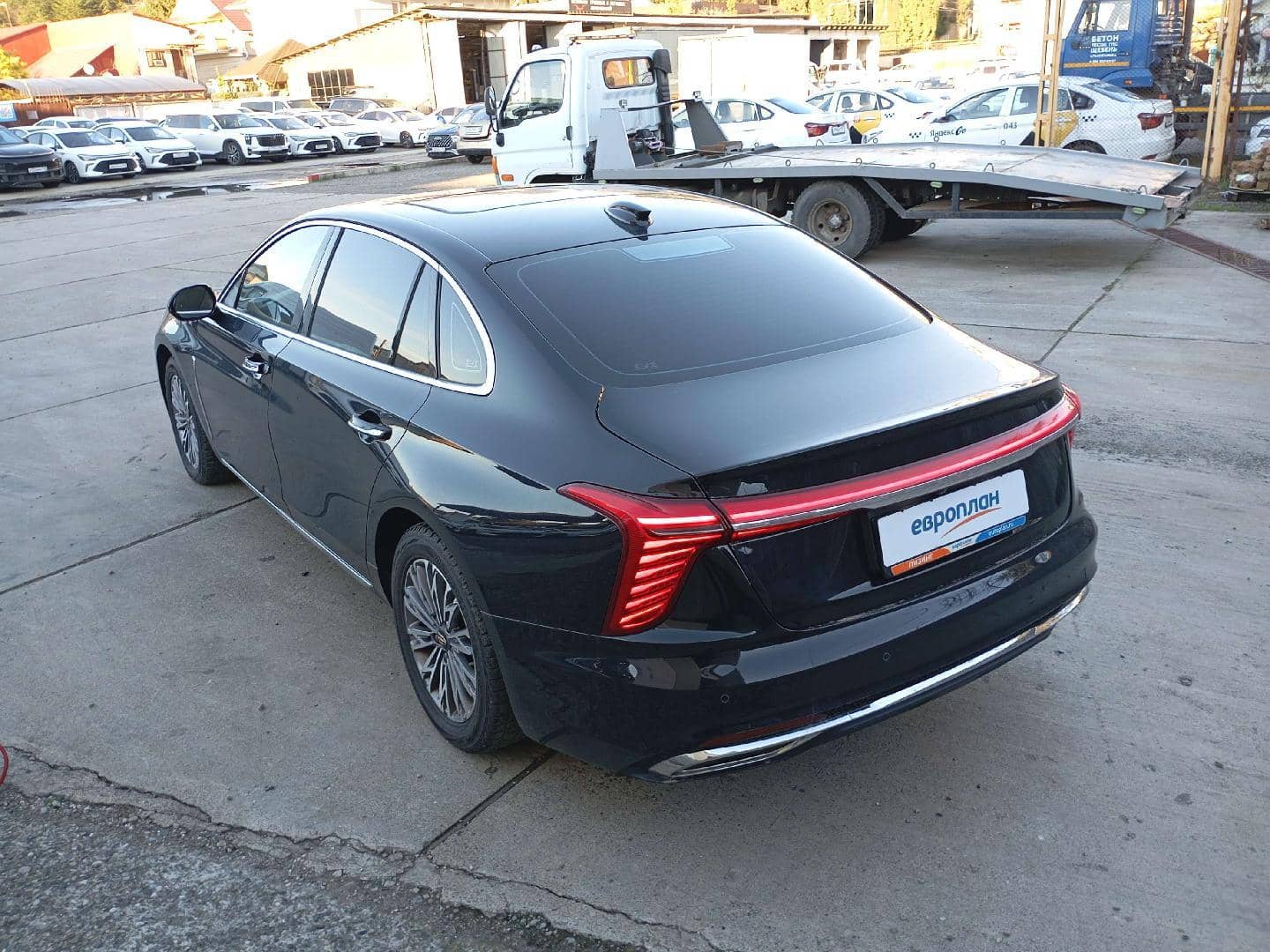 Hongqi H5,  167 443 км, 2023 года в лизинг