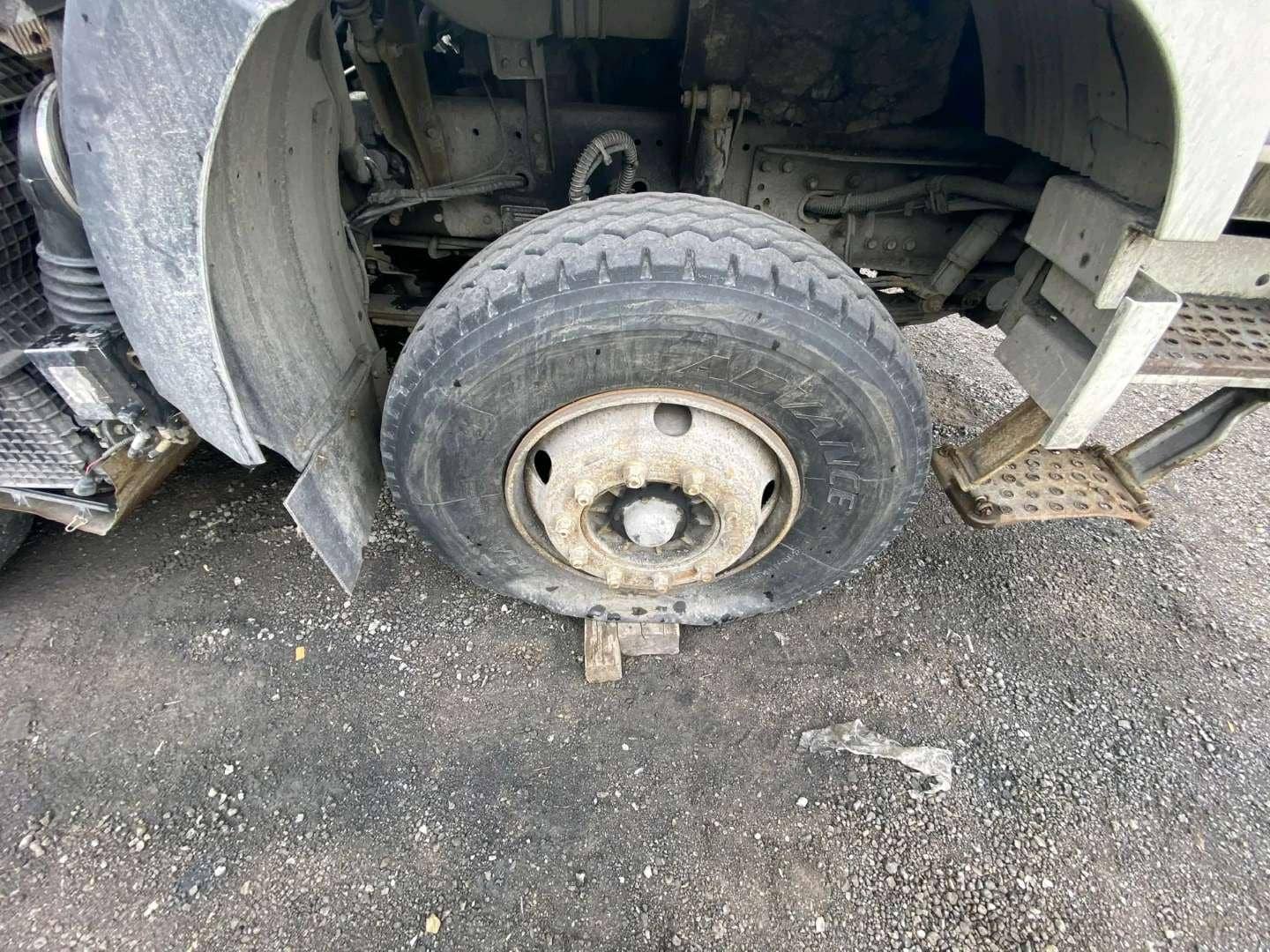FAW CA3310P66K24T4E4 8x4 (E4),  247 451 км, 2022 года в лизинг