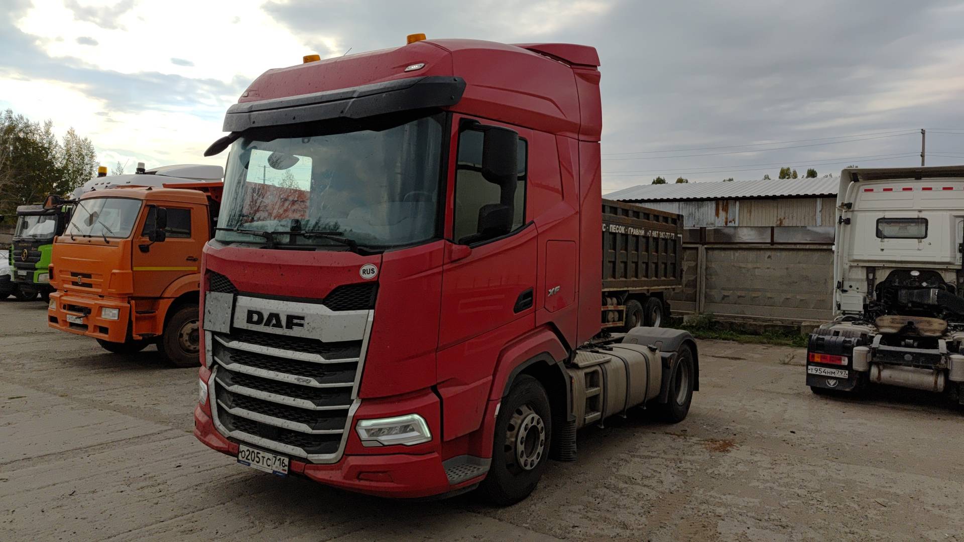 DAF XF 450 FT 4x2 (Space Cab)