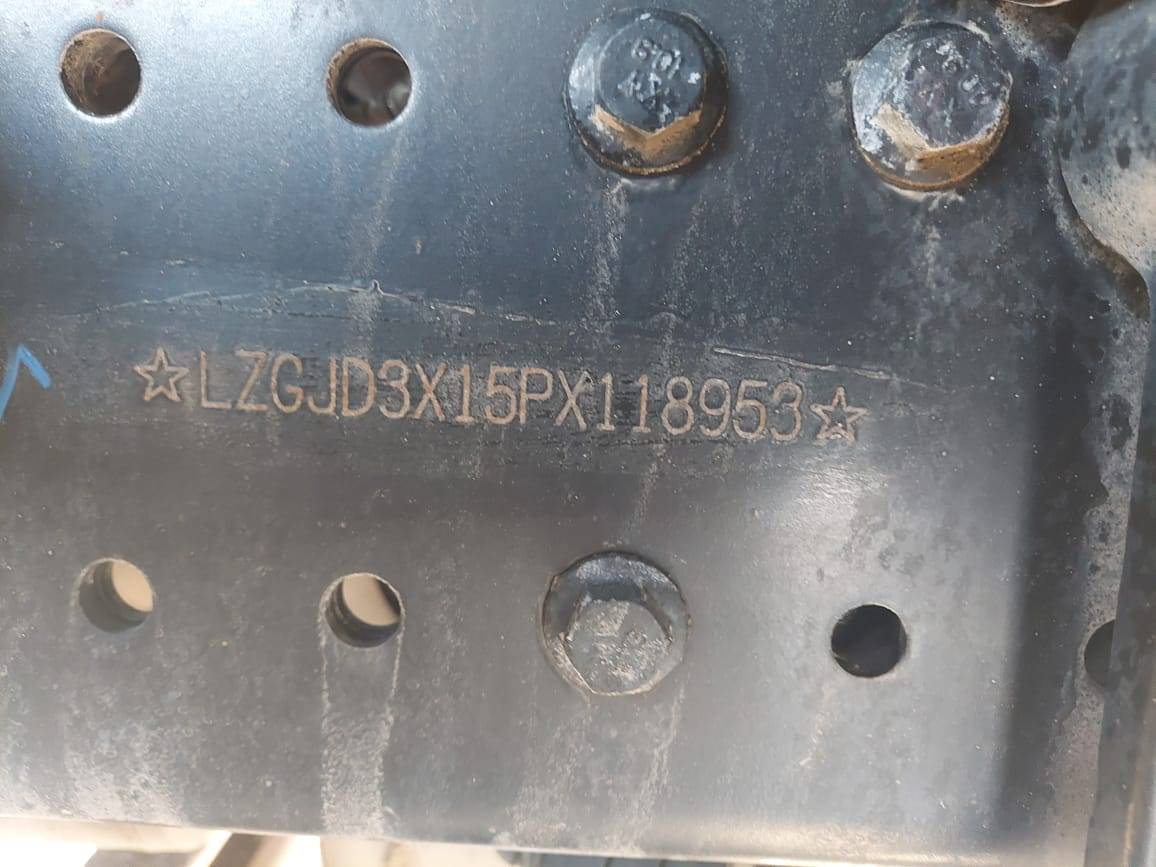 Shacman SX4188YY381 Лот 000007835