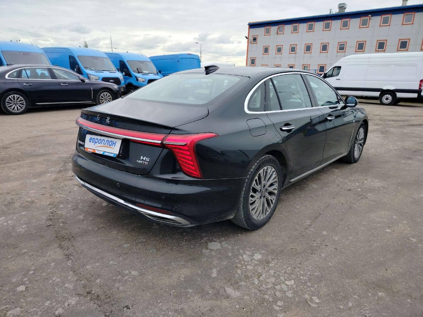 Hongqi H5,  99 426 км, 2024 года в лизинг