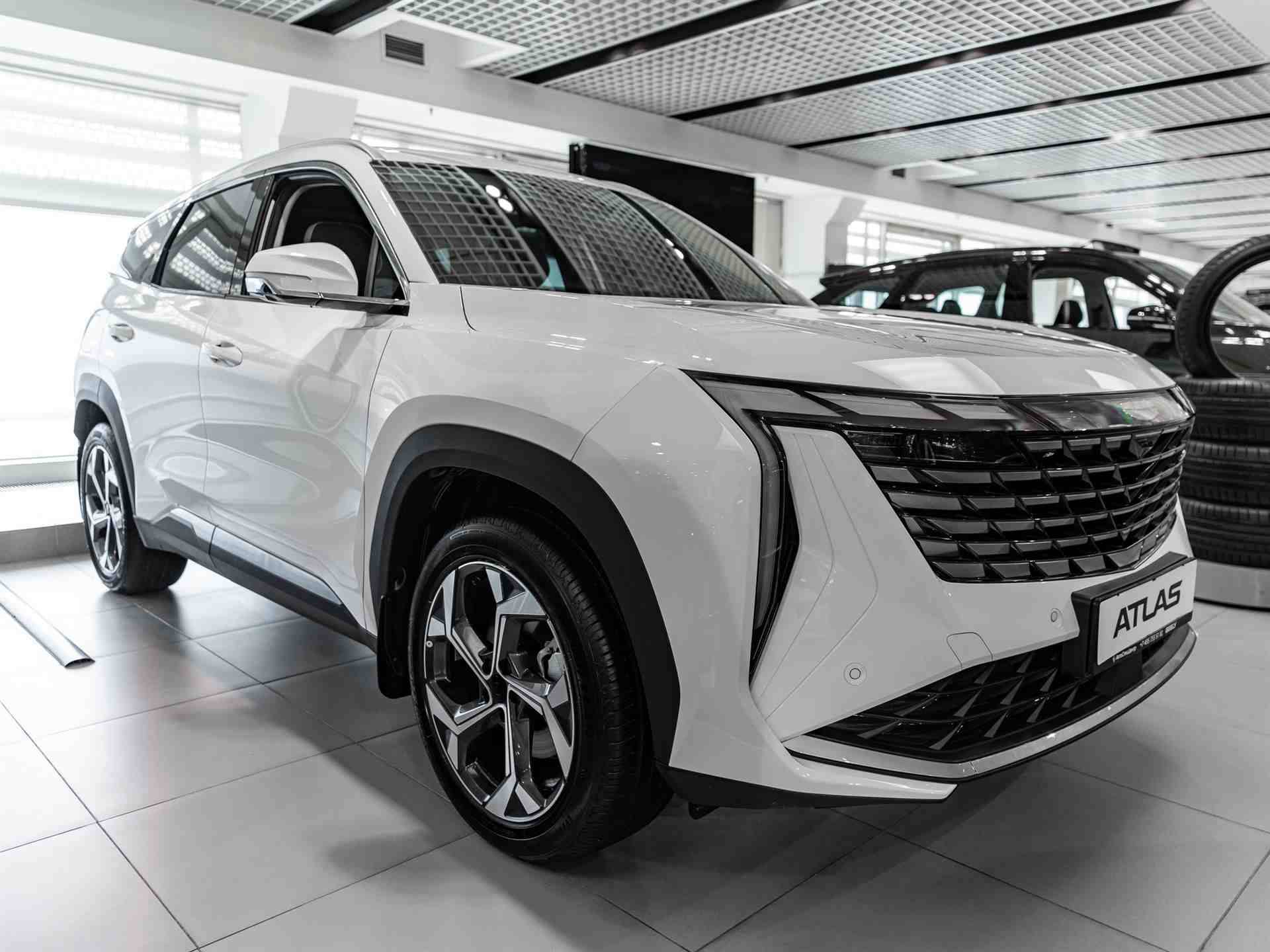 Geely Atlas Flagship 2.0T 8AT 4WD
