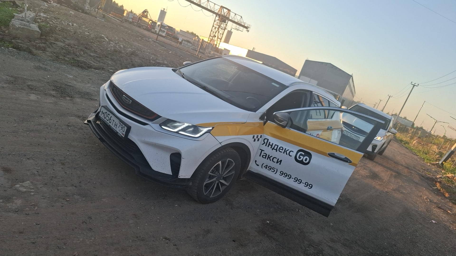 Geely Coolray,  249 114 км, 2023 года в лизинг
