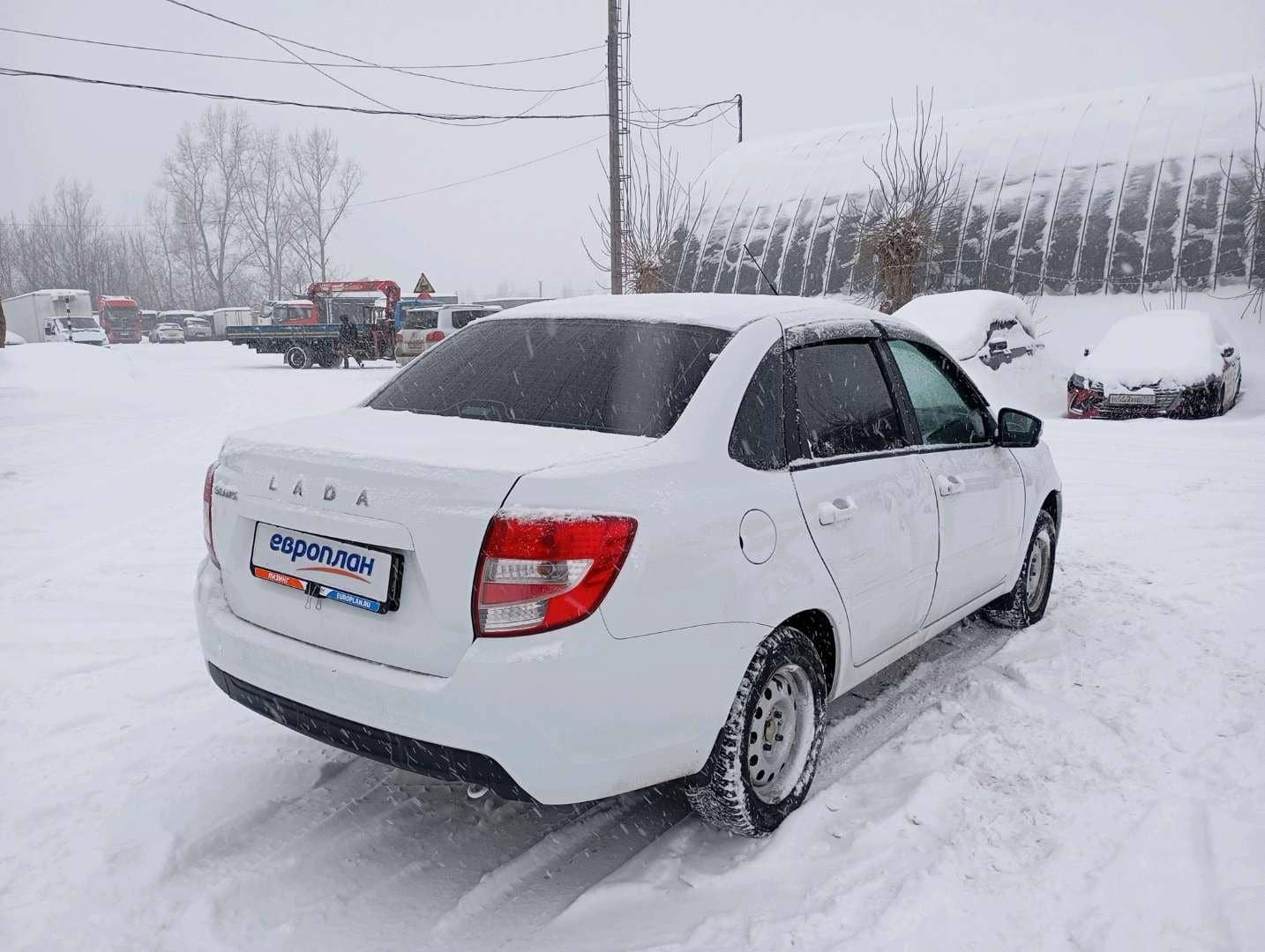Lada Granta седан,  94 471 км, 2024 года в лизинг