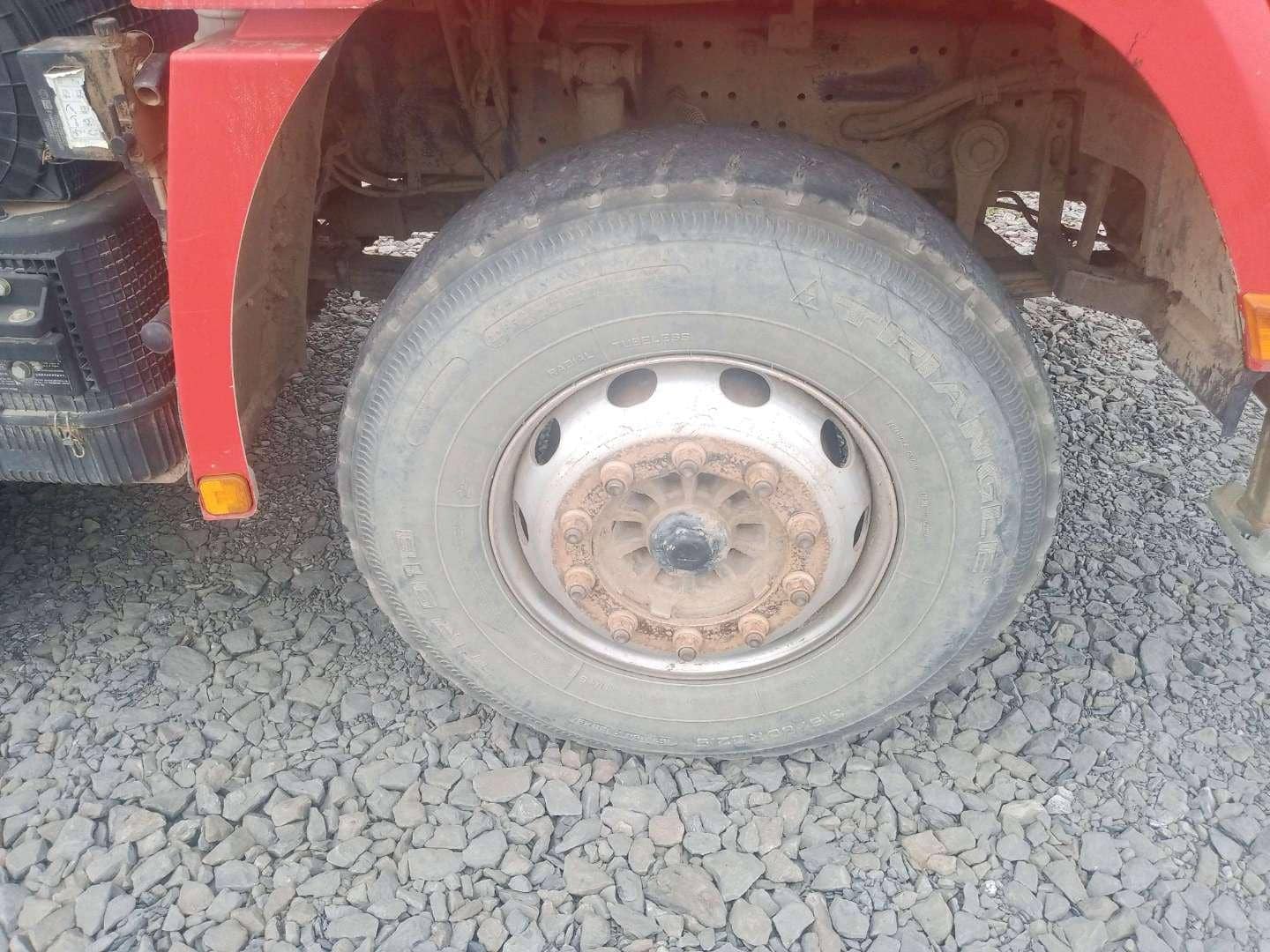 Shacman SX33186W366C,  180 809 км, 2022 года в лизинг
