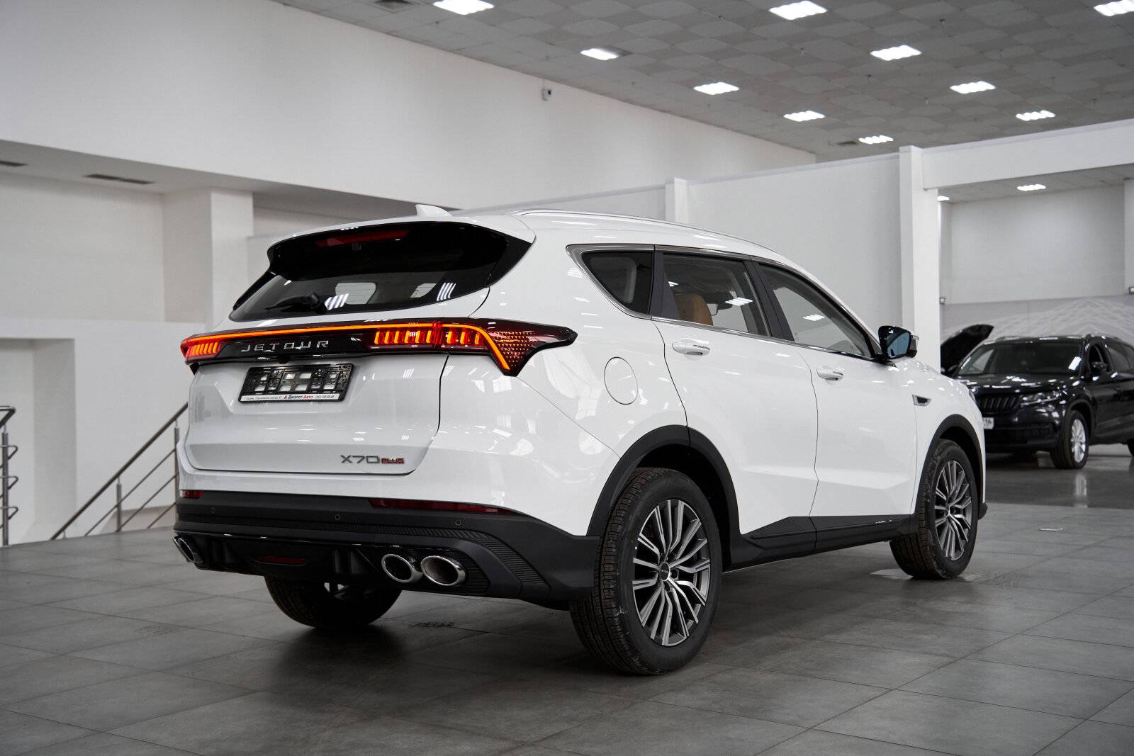 Jetour X70 Plus 1.6TGDI-7DCT Luxury